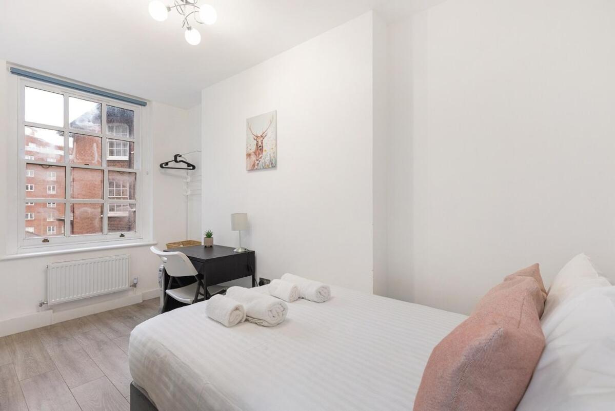 Scott Ellis 1 Appartement *