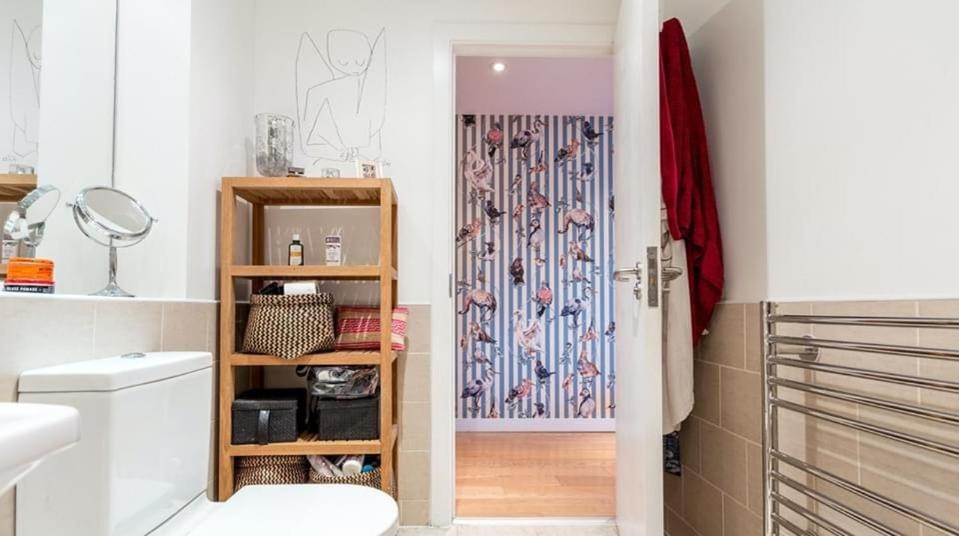 Lovely Loft Style Flat In N16 * Londres