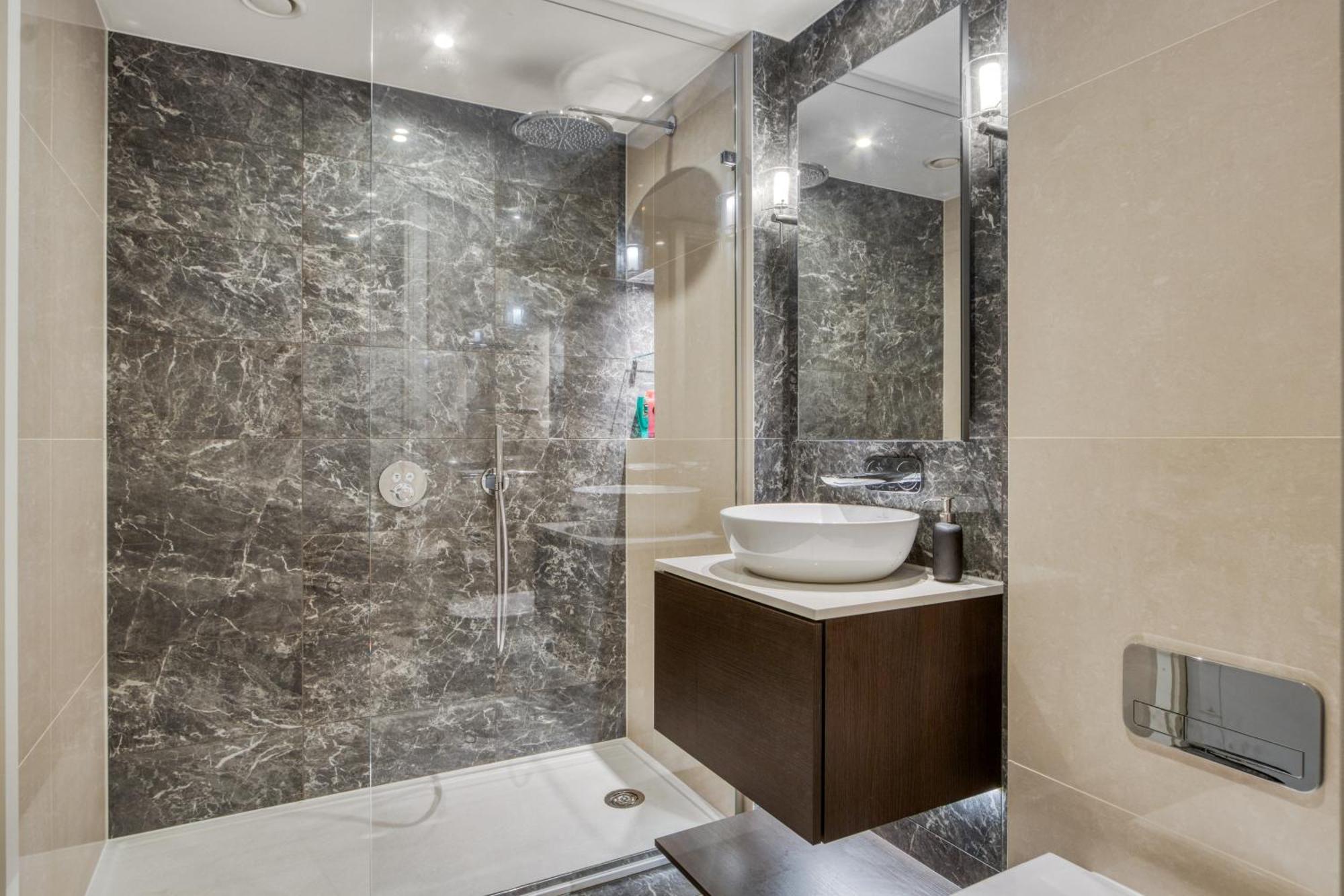 Hyde Park Luxury 2br 2ba Balcony Appartement *