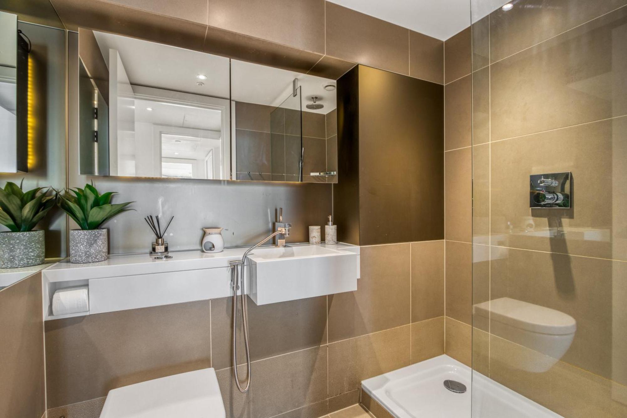 Apartamento Battersea Power Station 2br 2ba River View