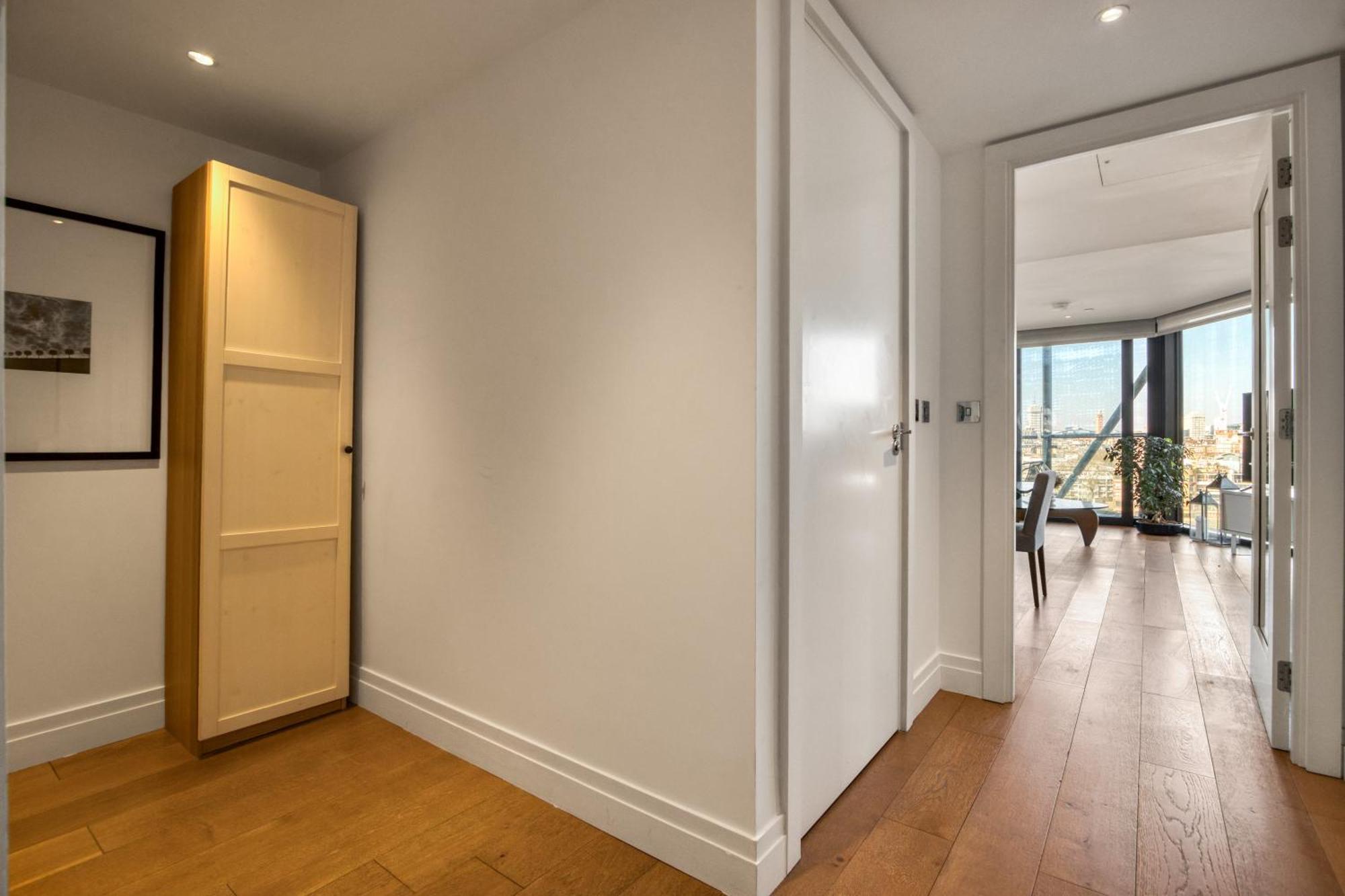 Battersea Power Station 2br 2ba River View Apartamento *