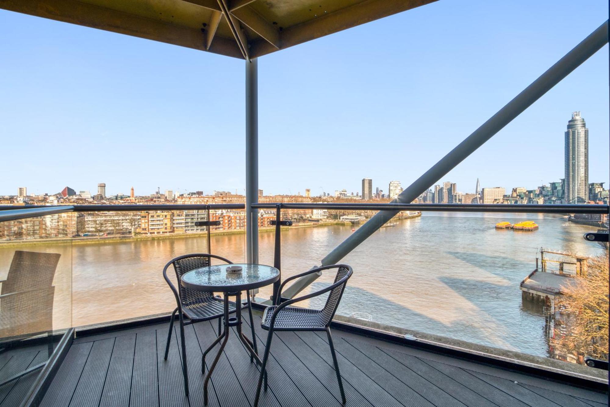 Apartamento Battersea Power Station 2br 2ba River View Londres