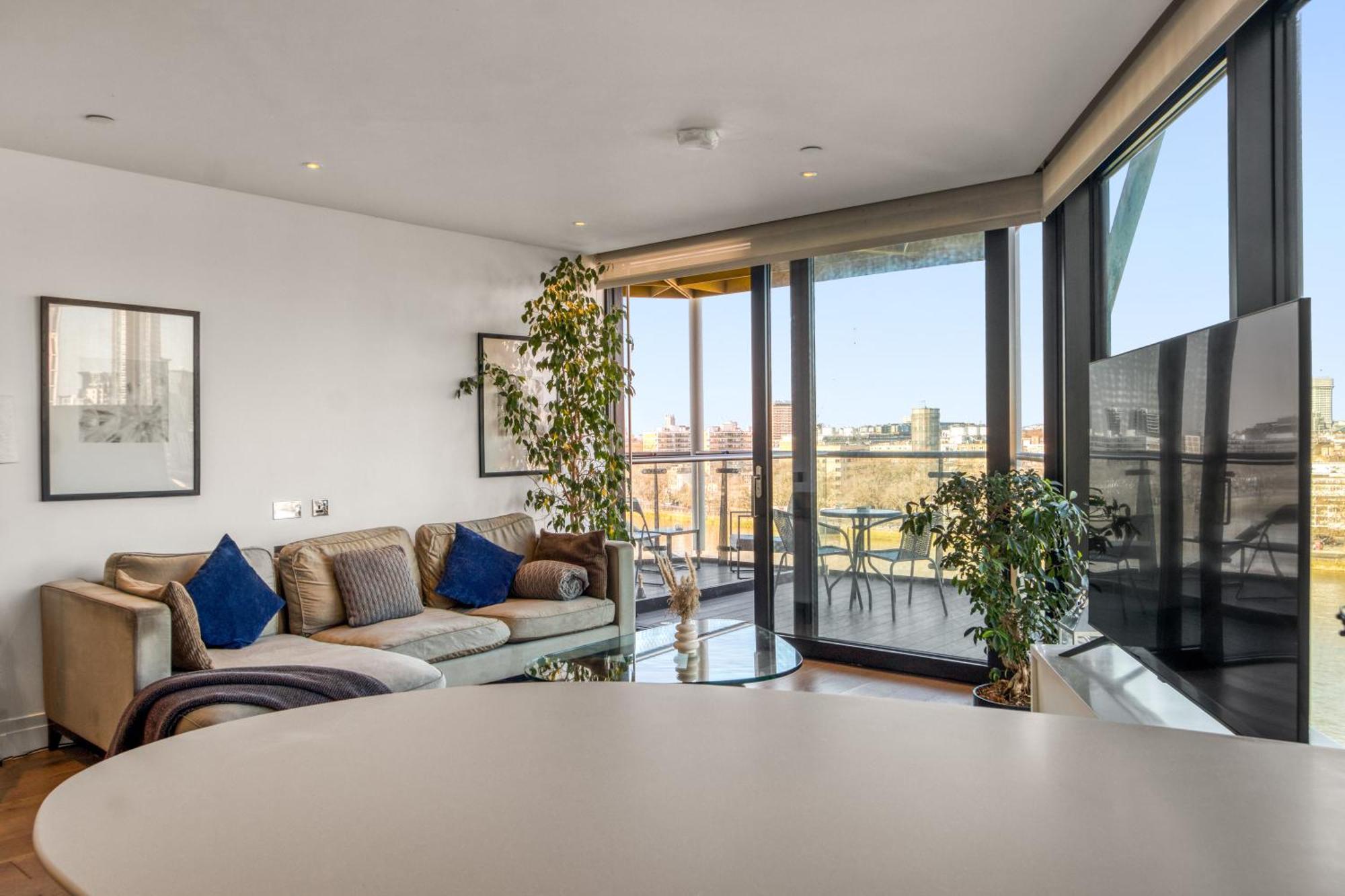 Apartamento Battersea Power Station 2br 2ba River View *