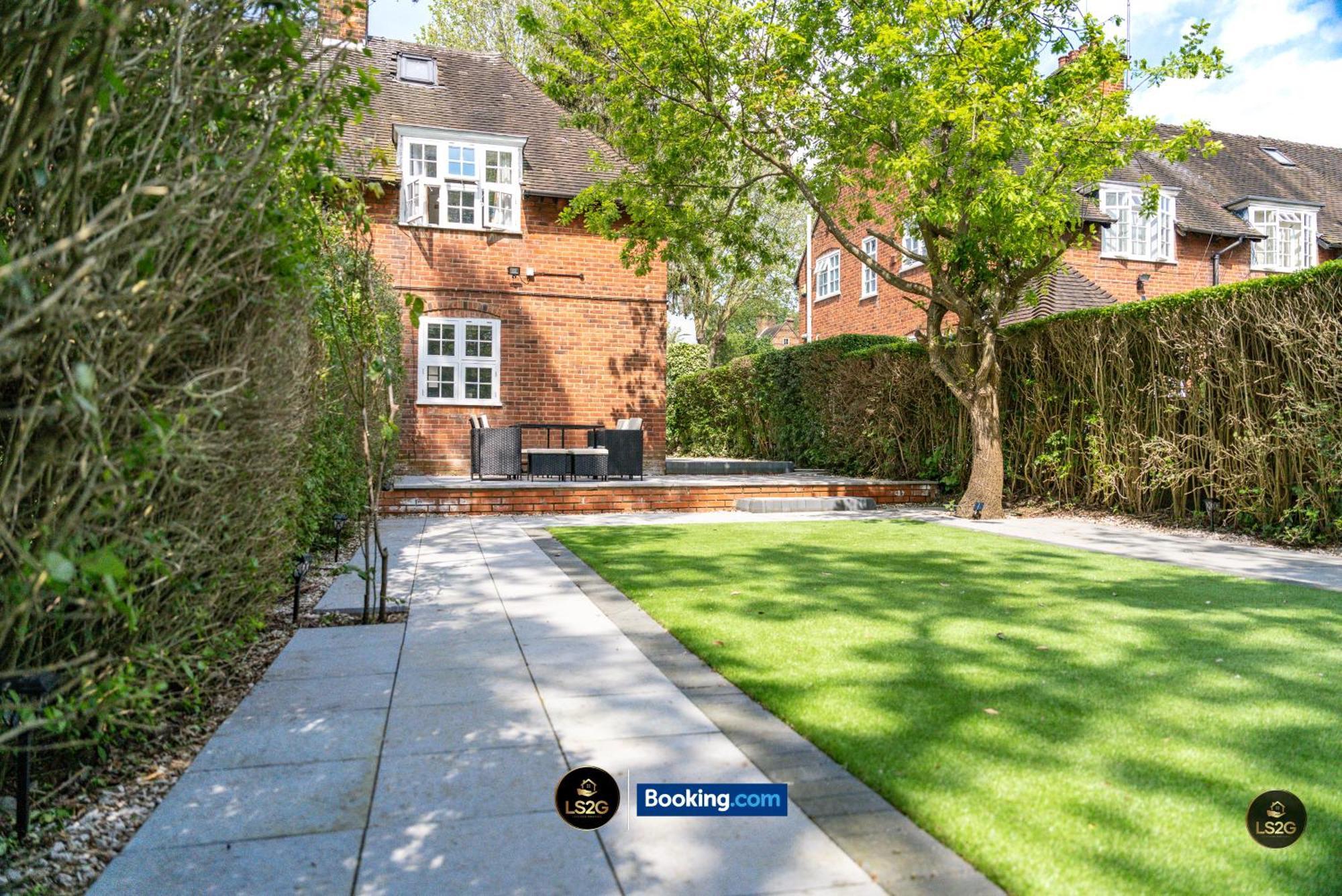 Amazing 3 Bedroom House By Ls2g Short Lets & Serviced Greater With Free Parking Hébergement de vacances