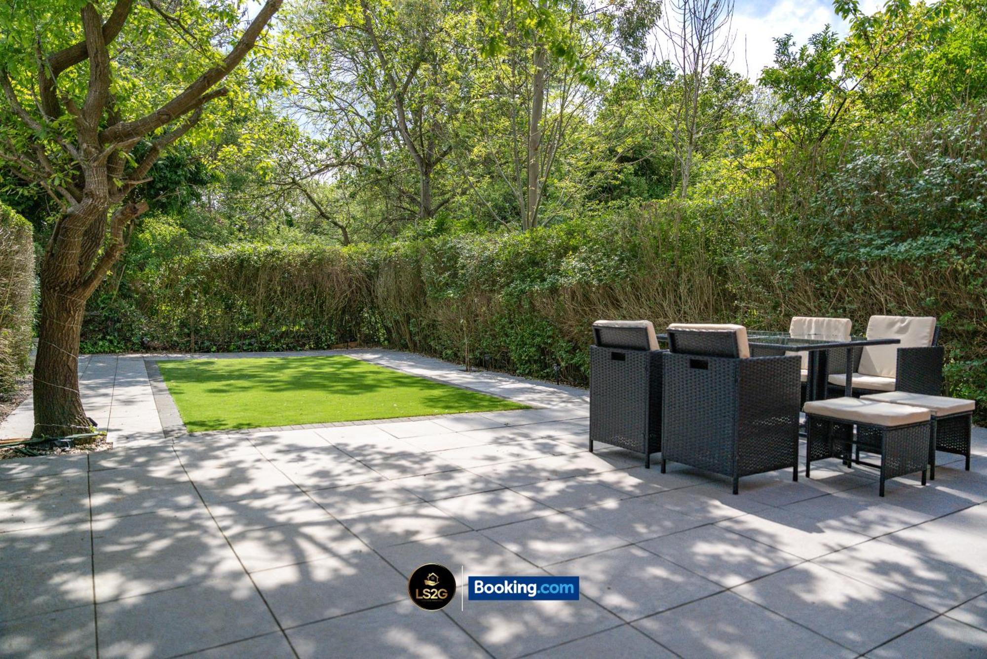 Hébergement de vacances Amazing 3 Bedroom House By Ls2g Short Lets & Serviced Greater With Free Parking