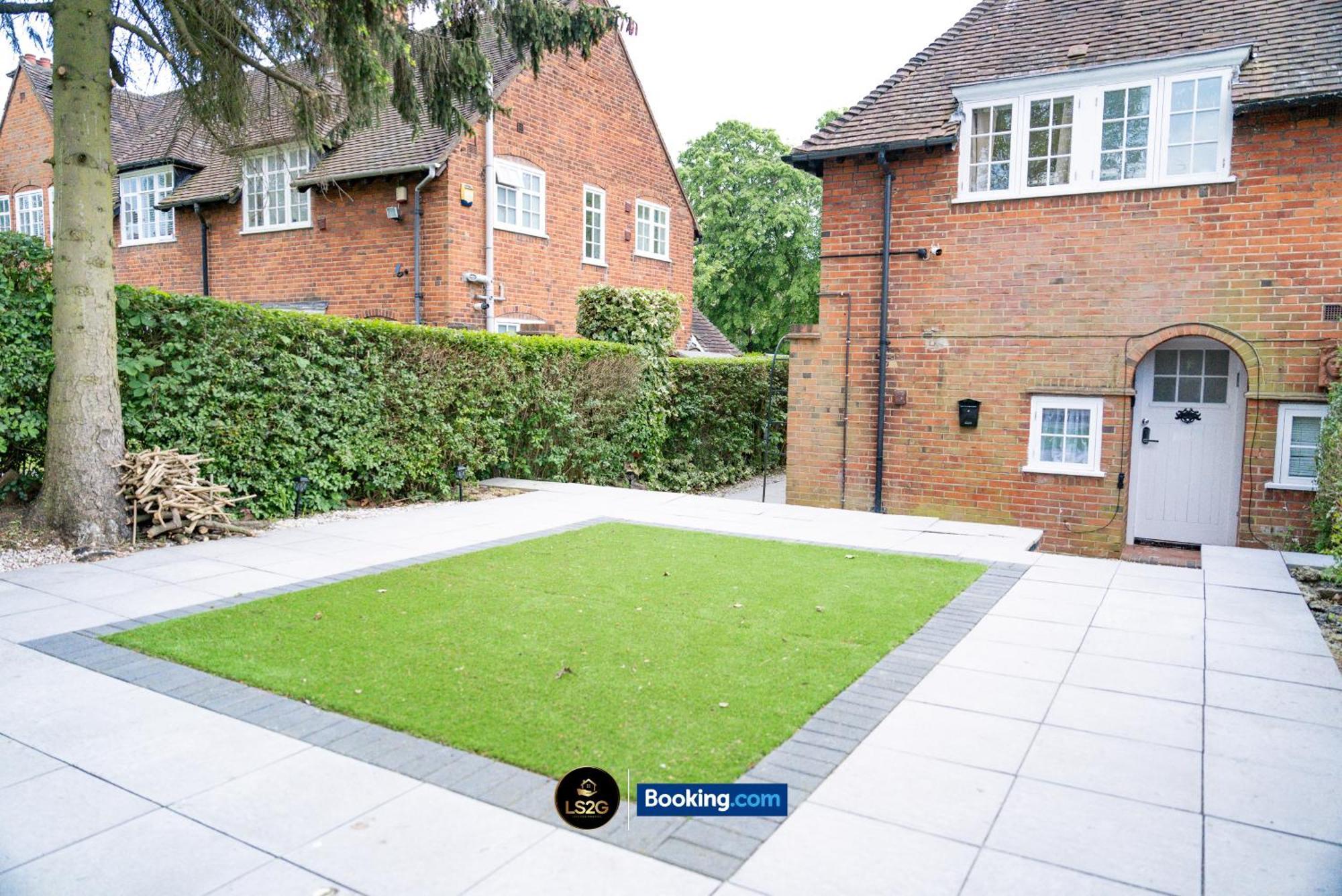 Amazing 3 Bedroom House By Ls2g Short Lets & Serviced Greater With Free Parking Hébergement de vacances