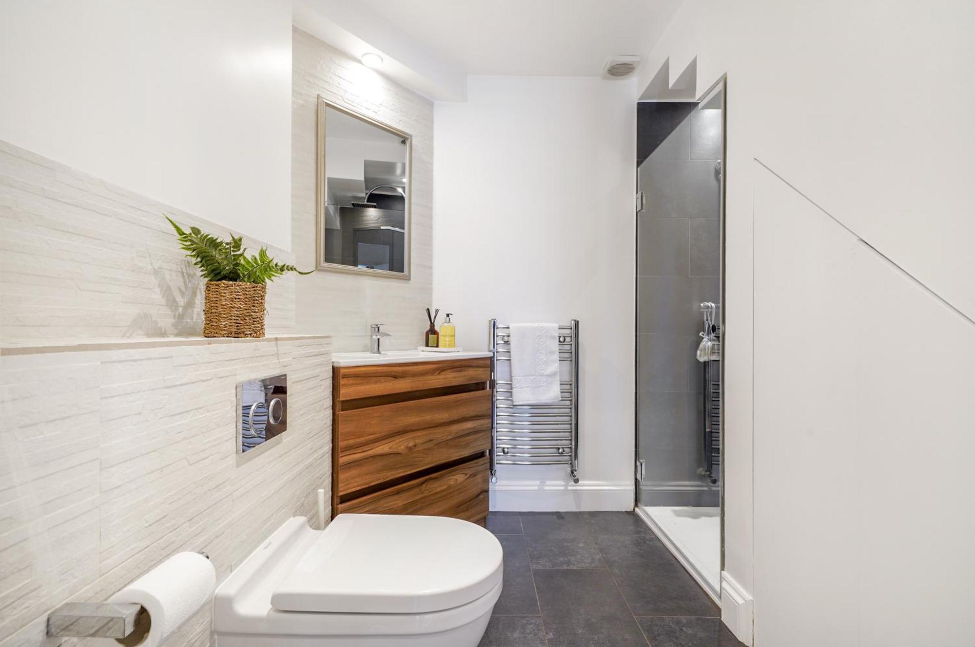 Hr2 - Charming 1-bed Near Holland Park Appartement Londen