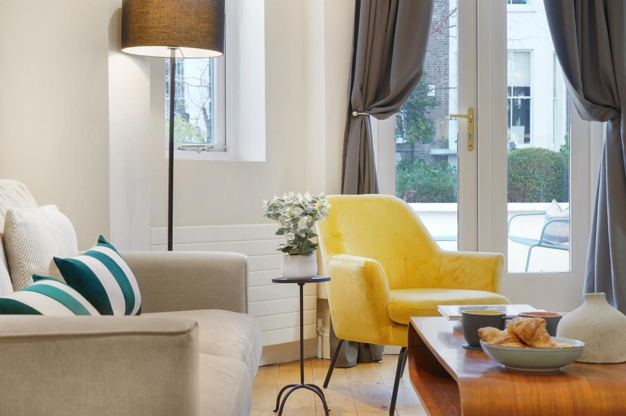 Hr2 - Charming 1-bed Near Holland Park Londen