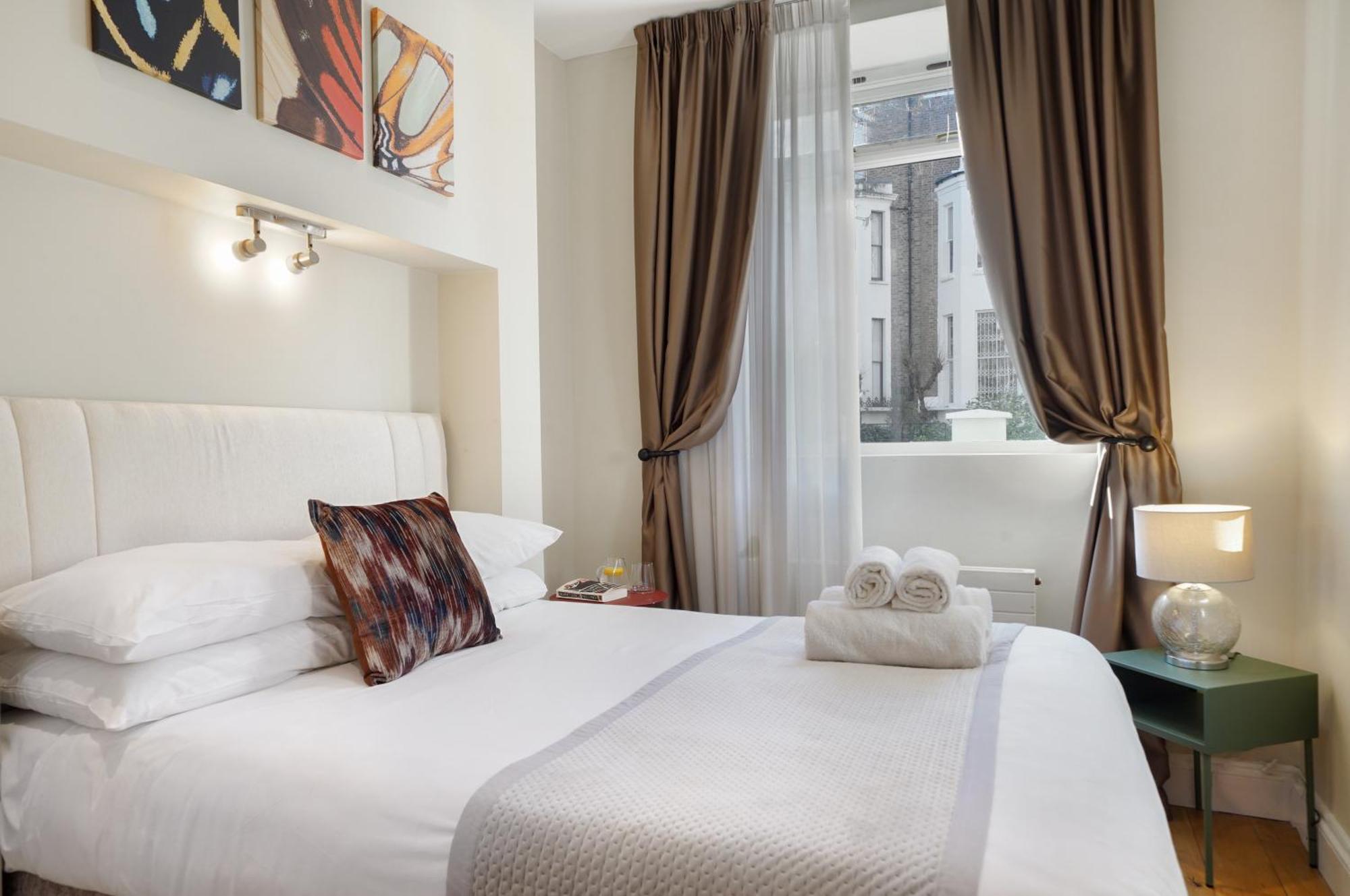 Hr2 - Charming 1-bed Near Holland Park Appartement Londen