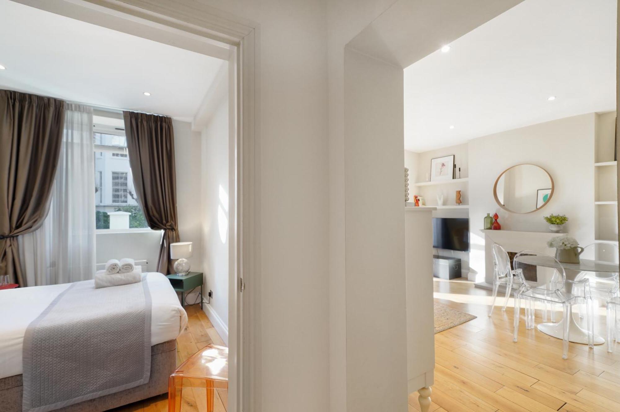 Hr2 - Charming 1-bed Near Holland Park Appartement Londen