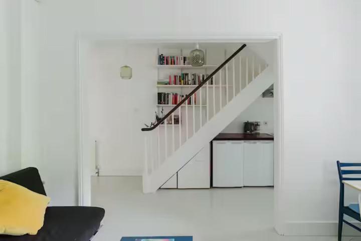 Light And Spacious Garden Flat