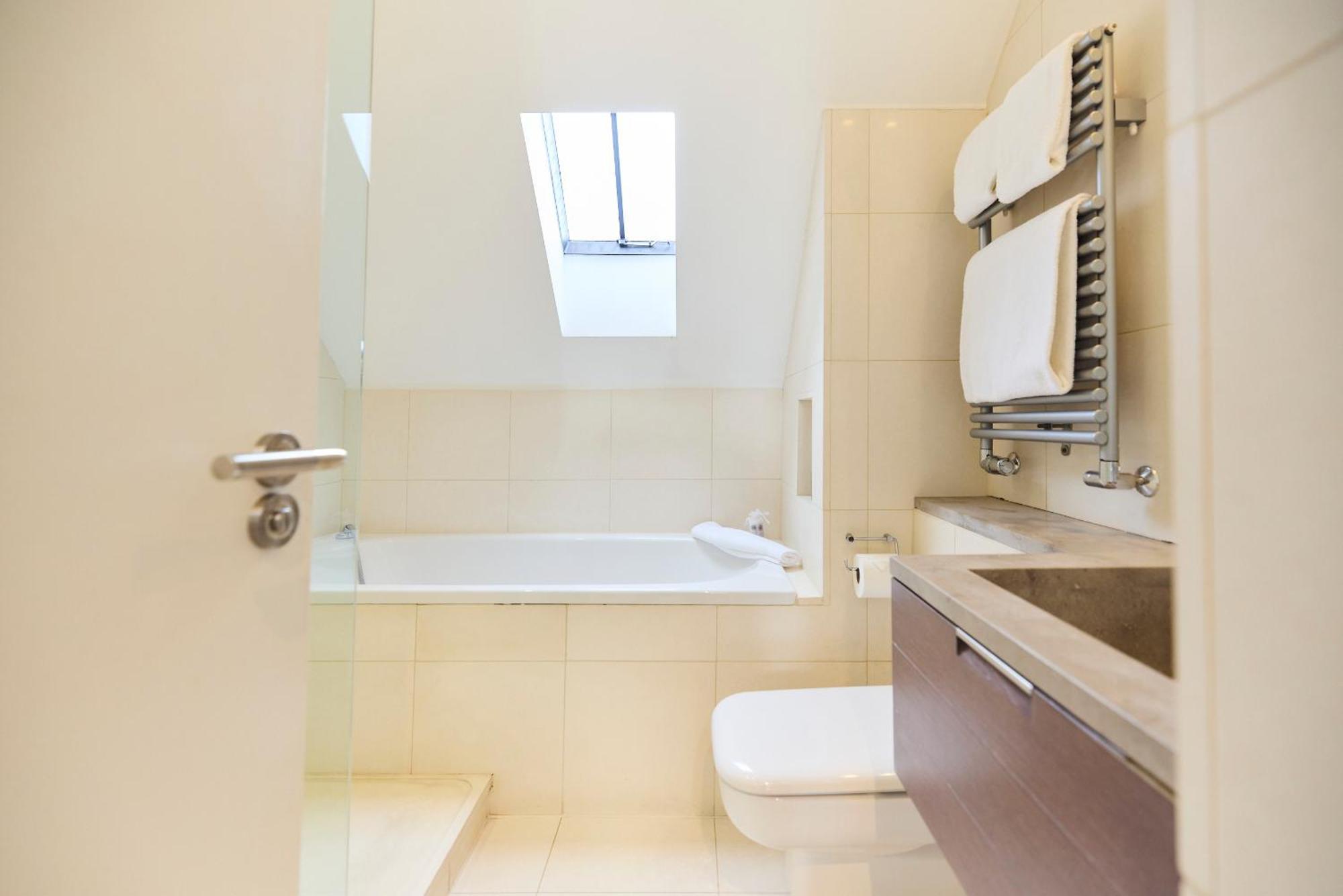 Appartement The Hampstead Garden Hideaway - 5bdr With Pool And Garden *