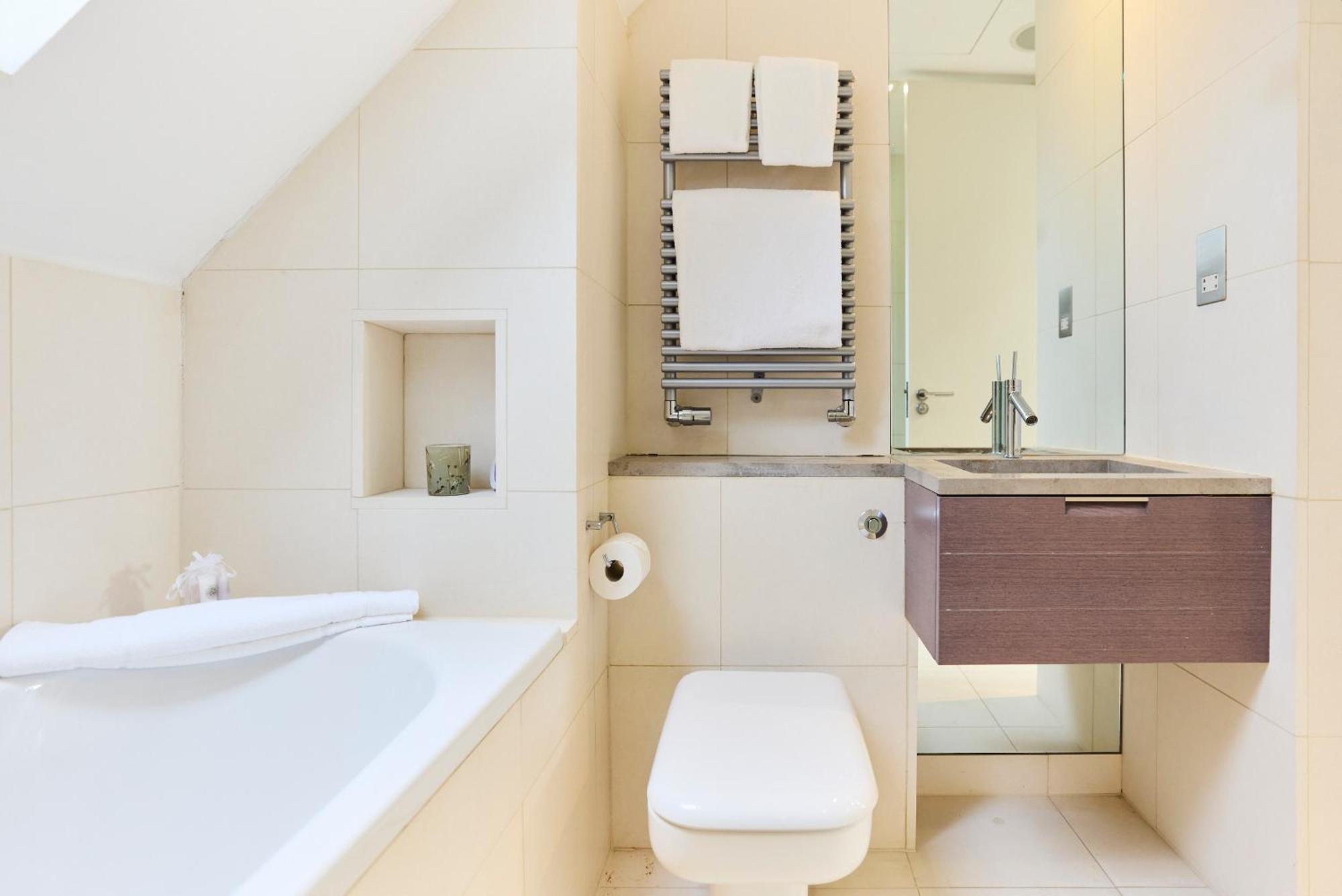 The Hampstead Garden Hideaway - 5bdr With Pool And Garden Londres