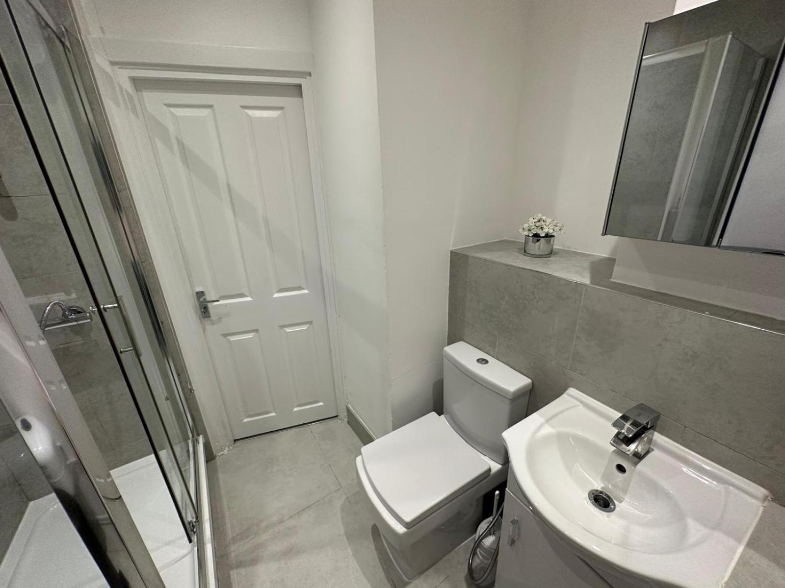 3 Bedrooms Apartment, 5 Minutes Walk To Marble Arch, Hyde Park *