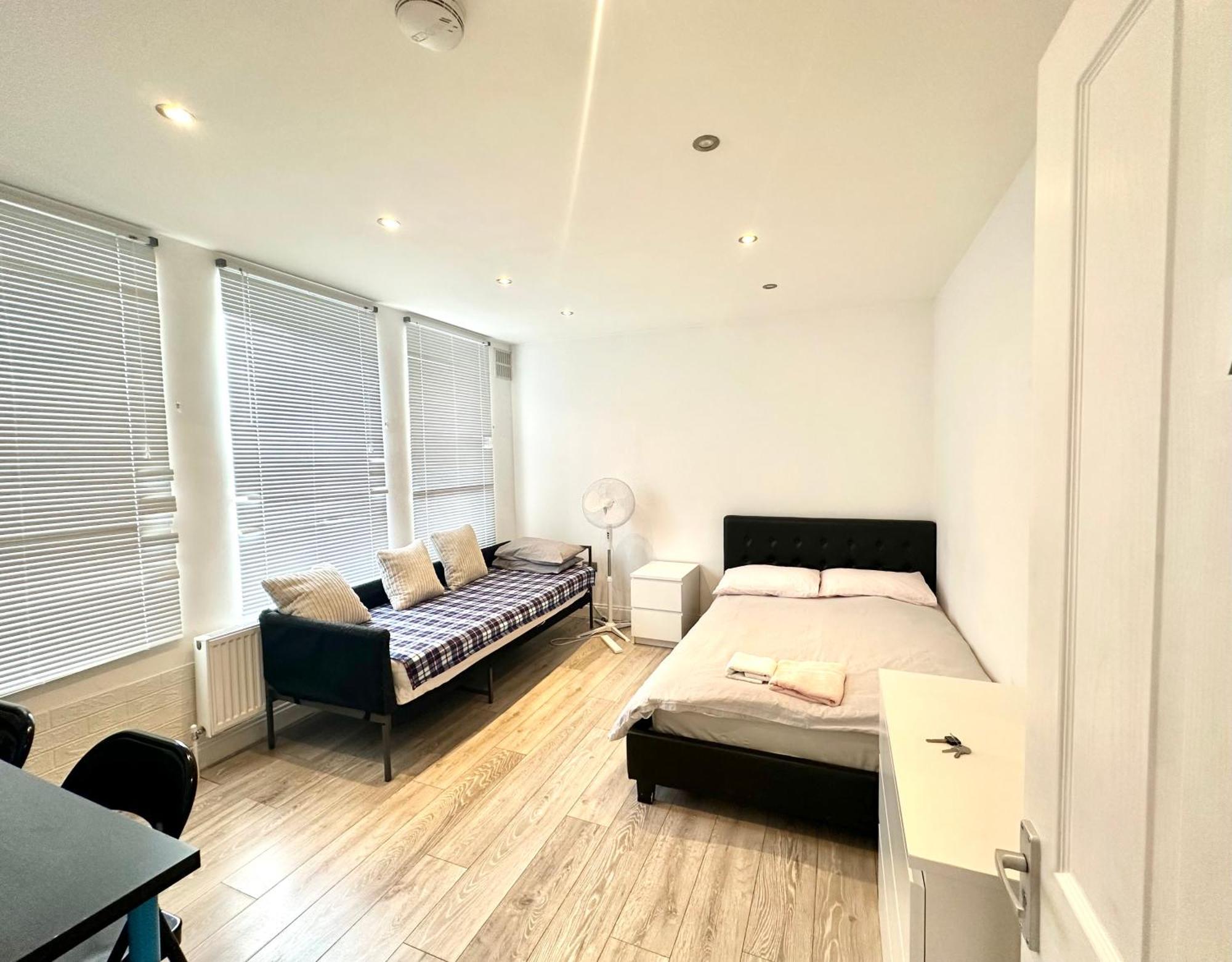 3 Bedrooms Apartment, 5 Minutes Walk To Marble Arch, Hyde Park