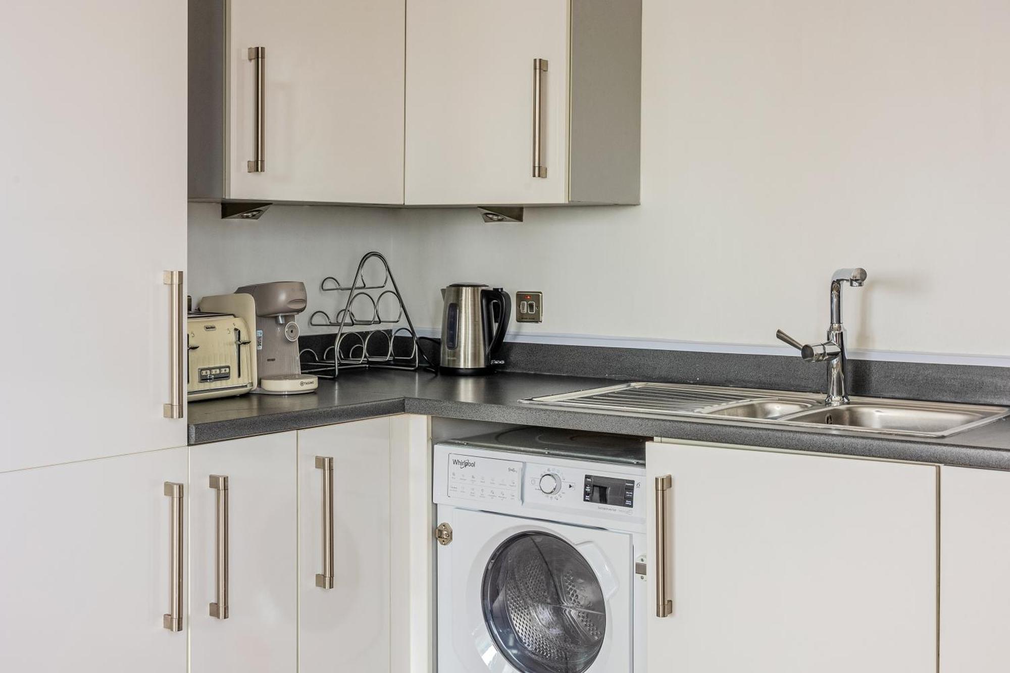 Appartement 2br Gem With Balcony 5 Min Stratford Station