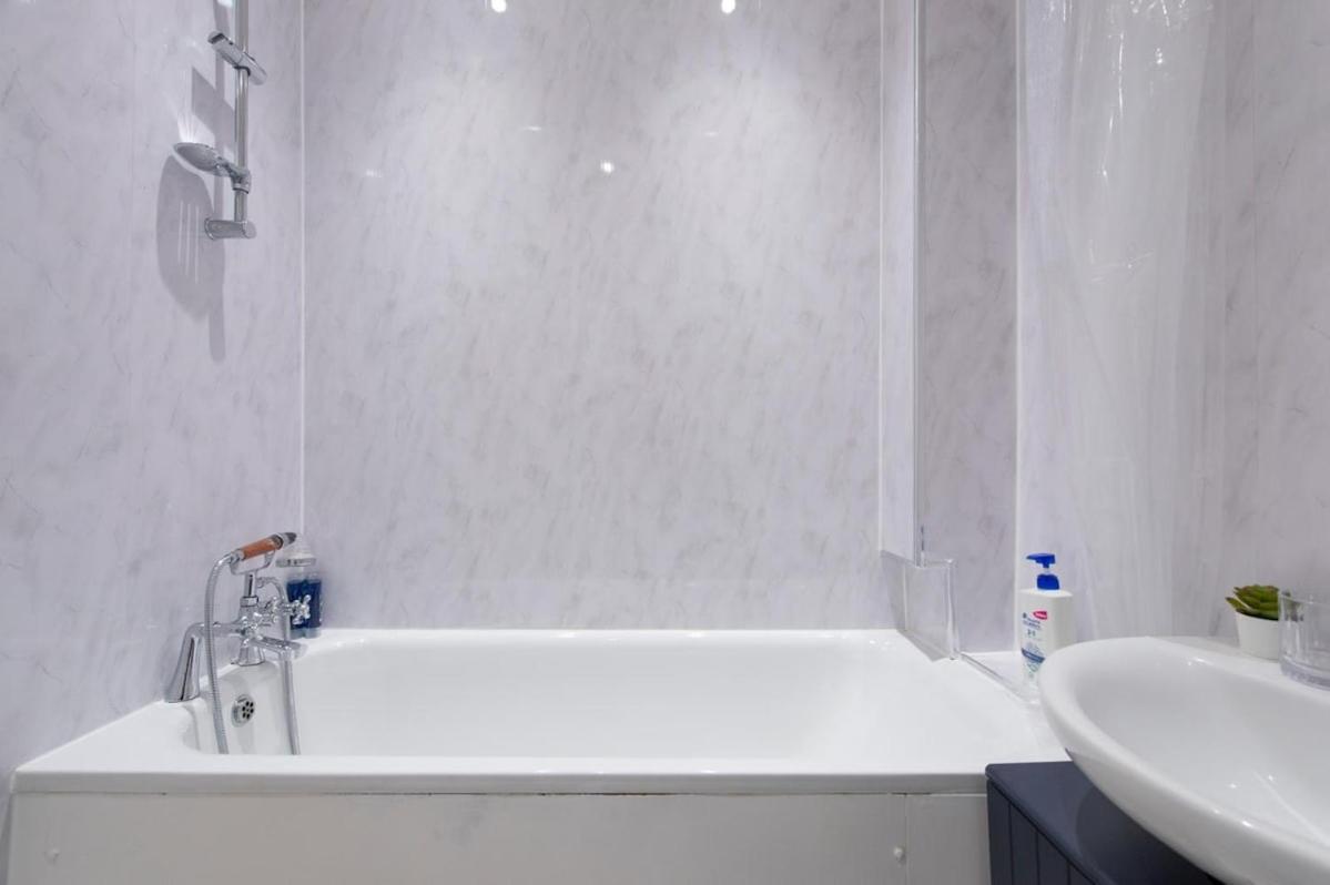 Split-level Spacious Family Appartement Londres