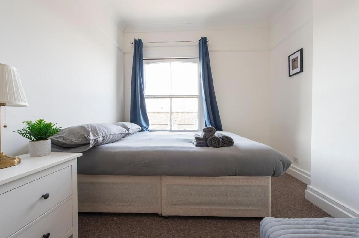 Split-level Spacious Family Appartement Londres