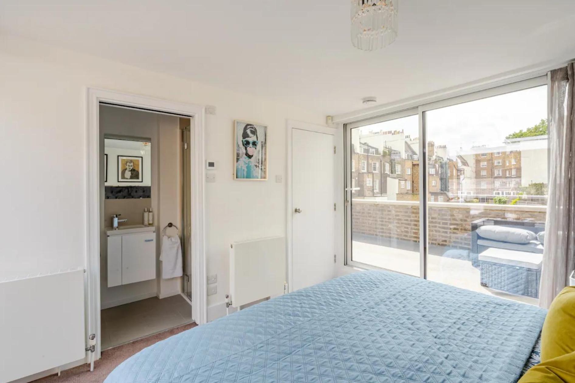 Extra Large Luxury Hyde Park By Mayfair