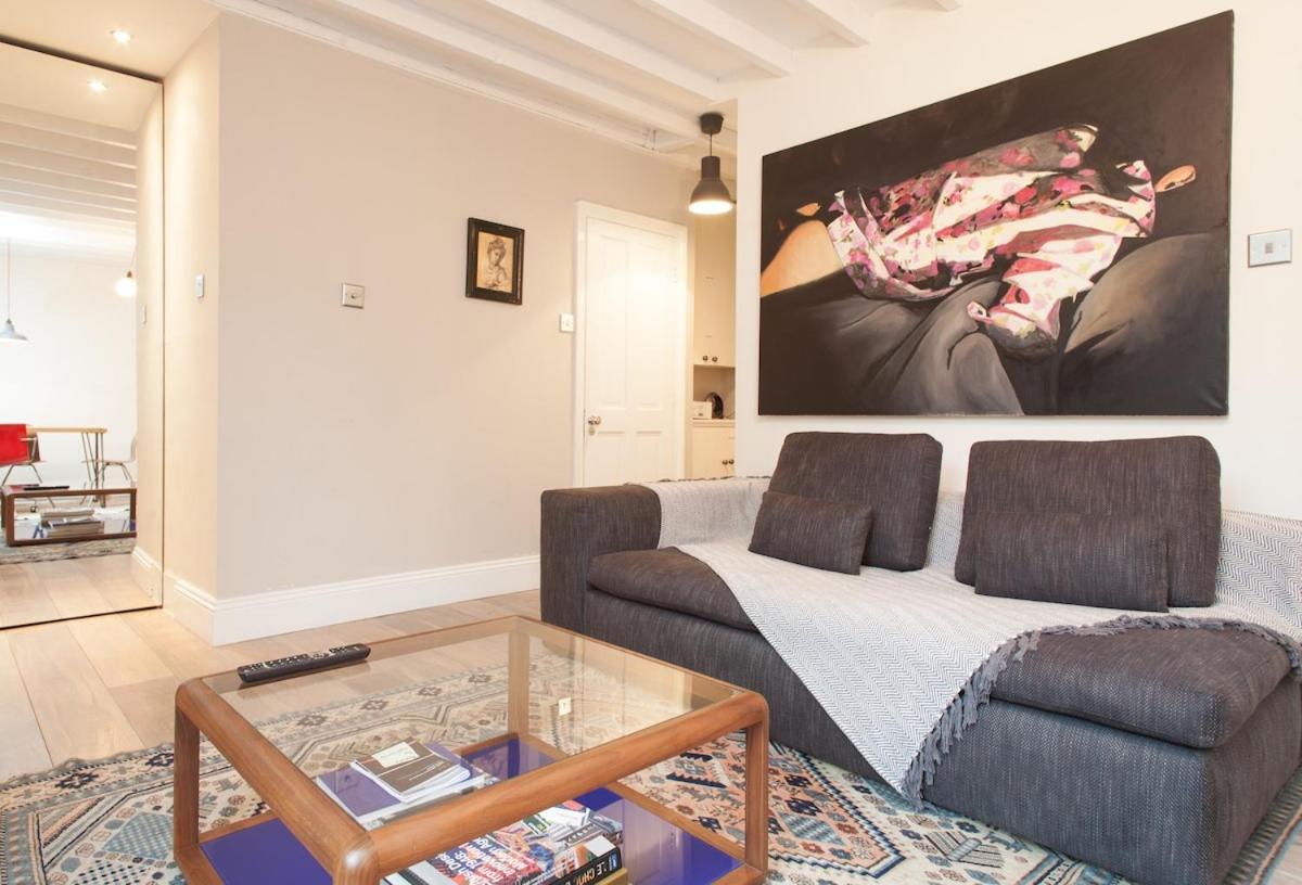 Charming Floor In Earls Court * Londres