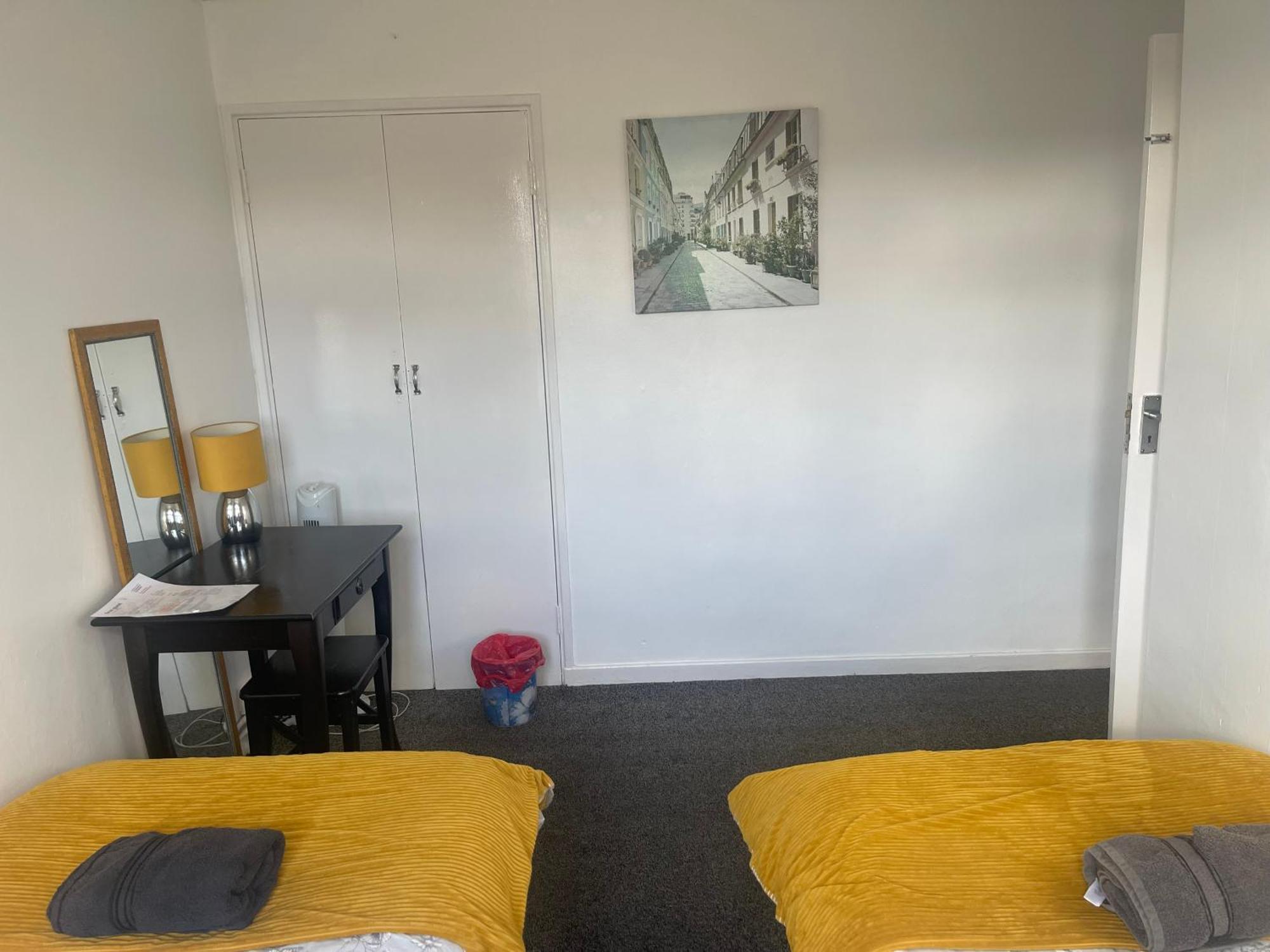 Budget Maisonette London