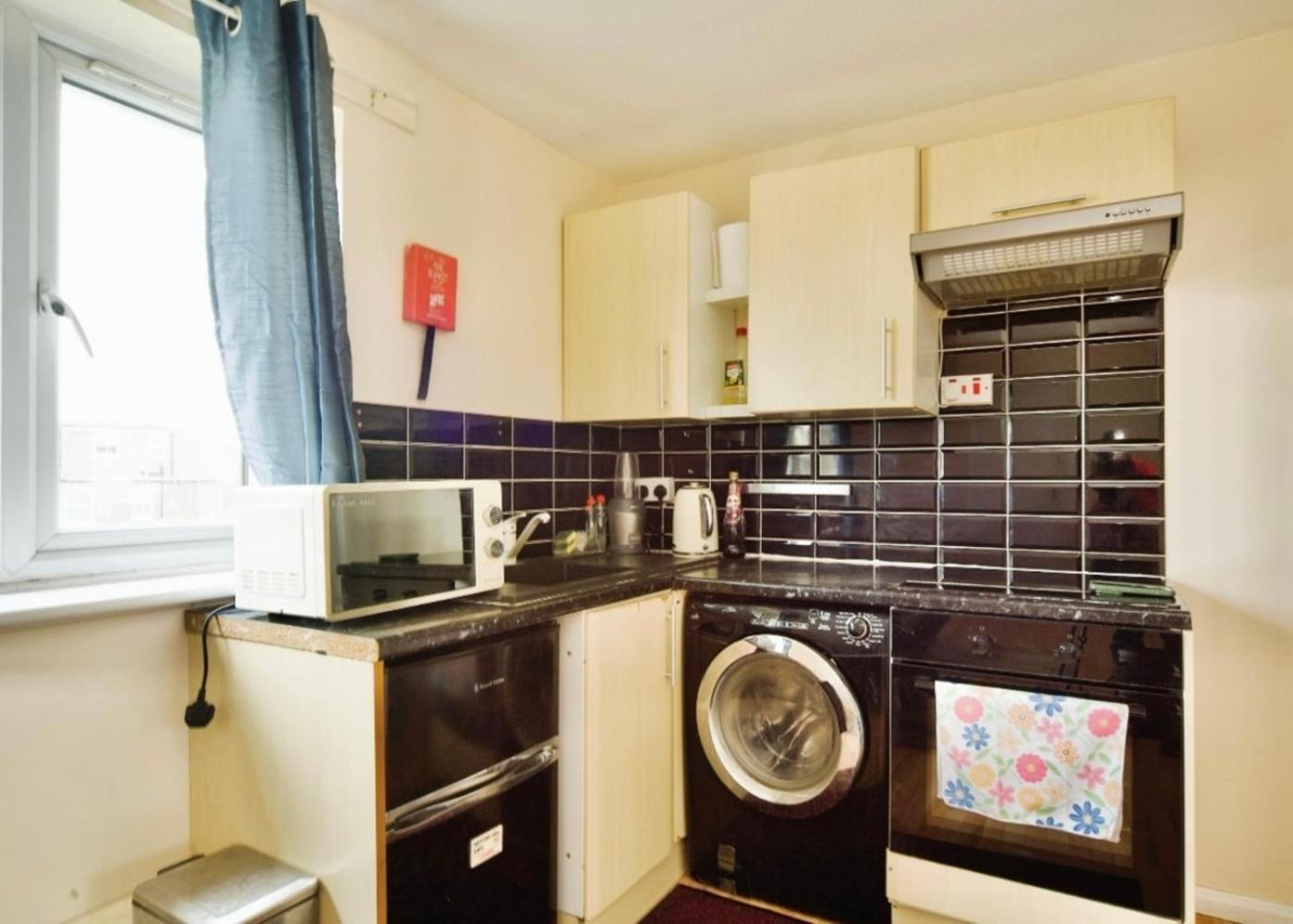 Entire 2 Bed Flat In London, 5 Mins From Tube * Londres