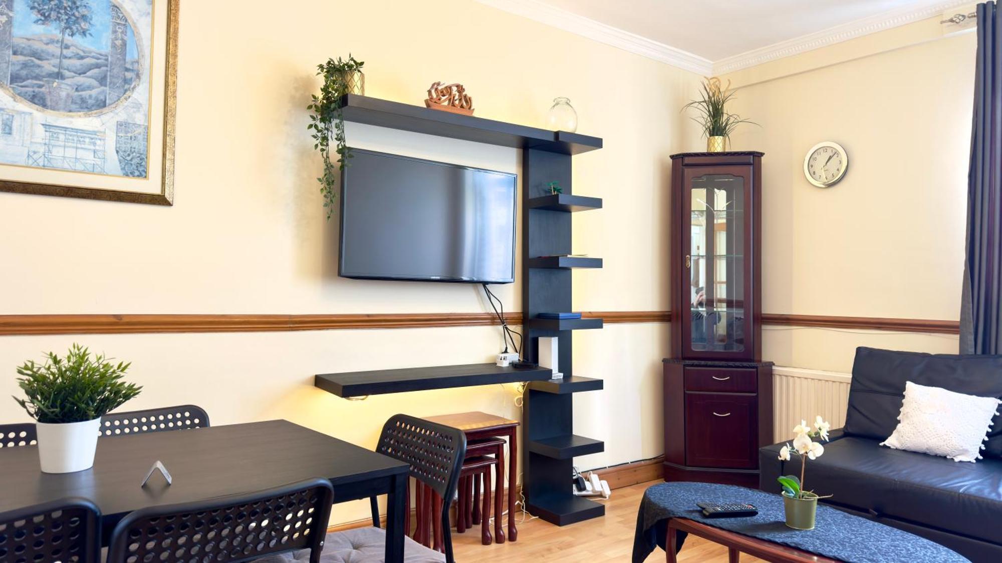 The Queens Palace 1 Bedroom By Wild Appartement Londres