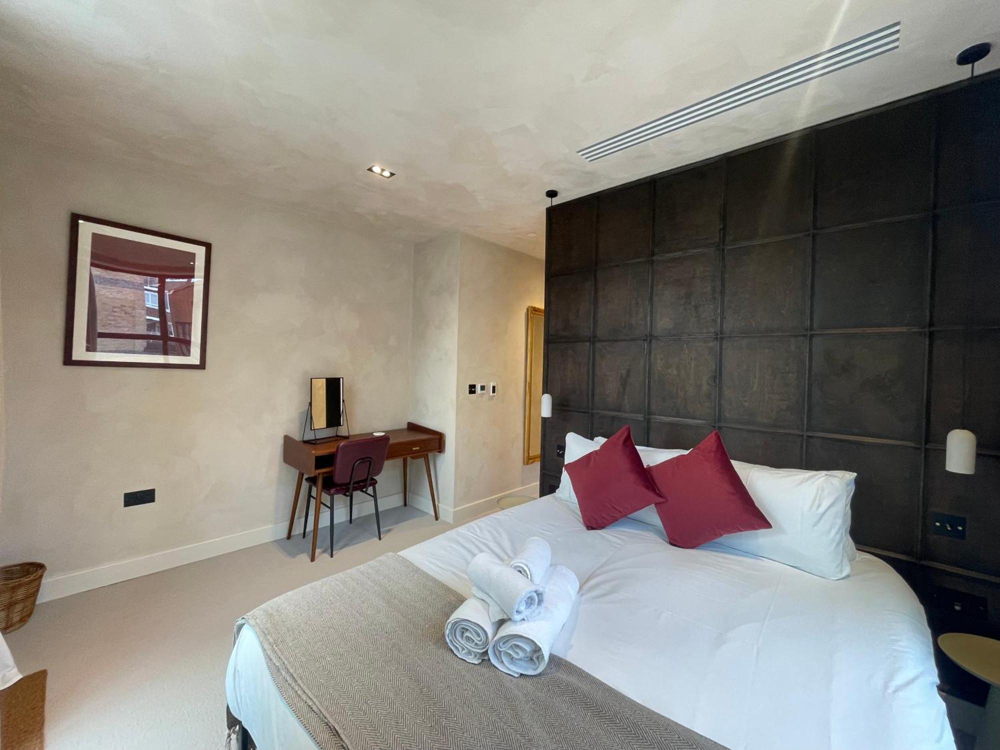 Penthouse In Fulham West Kensington 3 Bedrooms * Londres