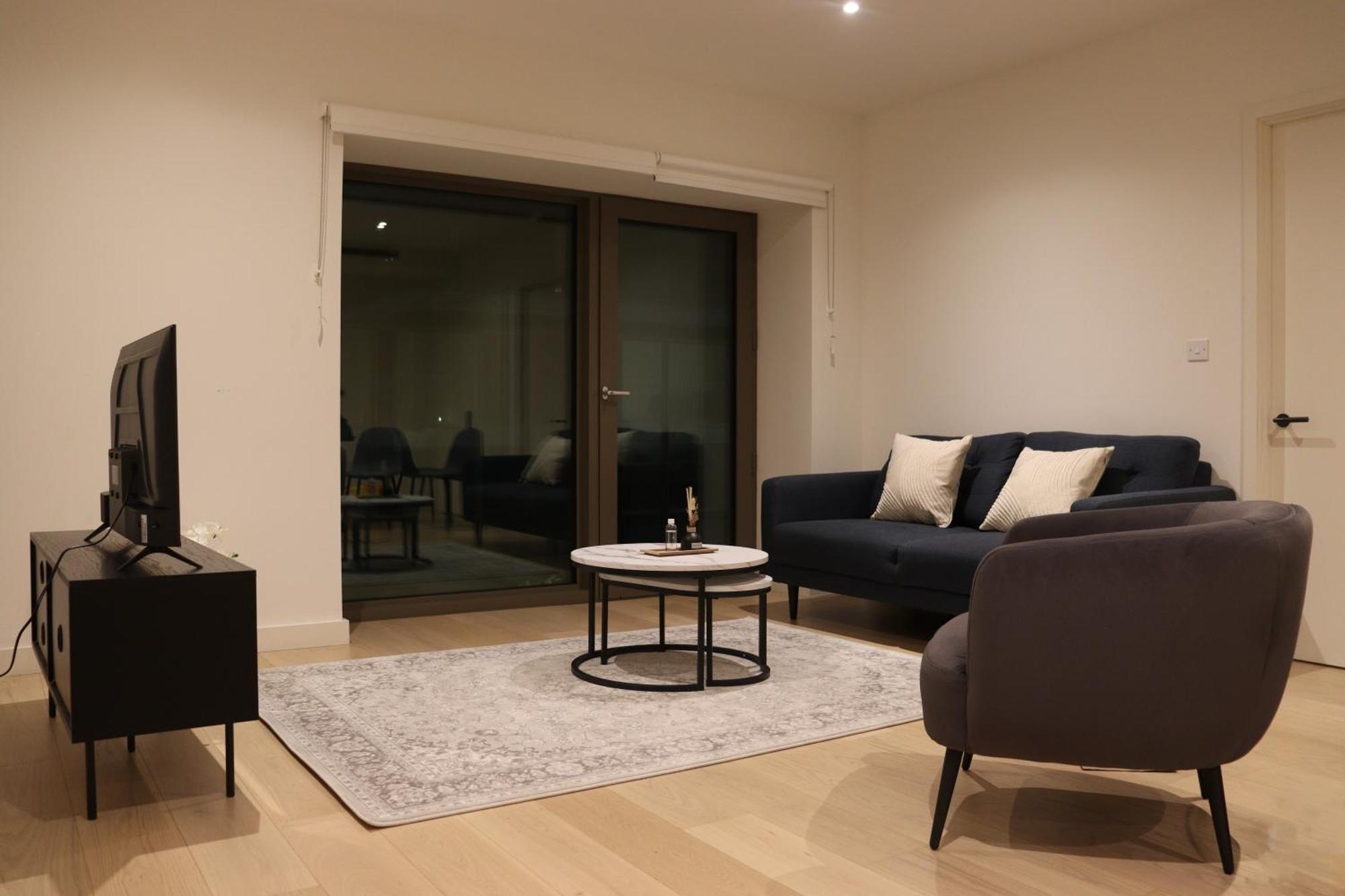 Luxury 2 Bed 2 Bath Appartement
