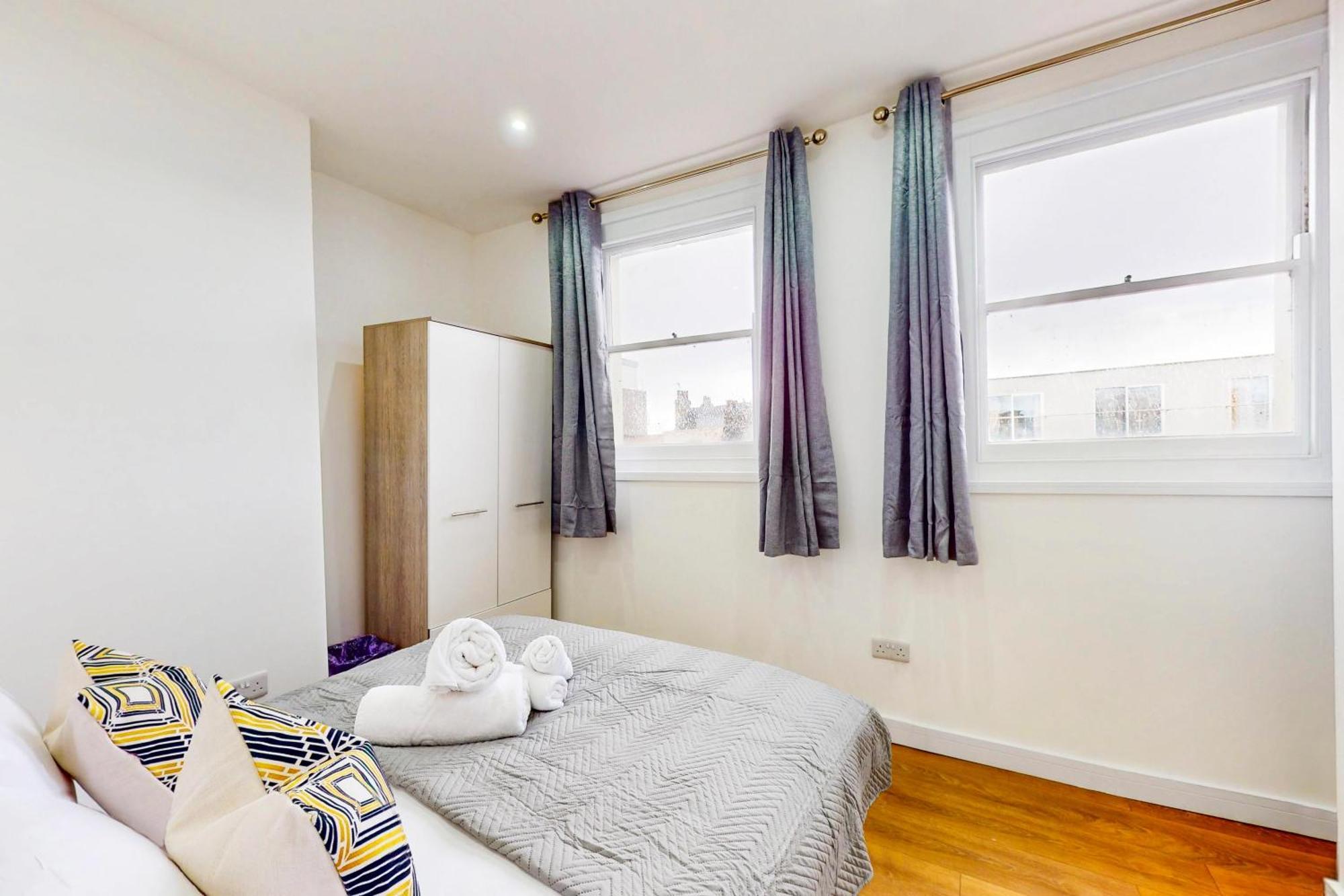 2br Flat 5 Min Walk To New Cross Station Appartement *