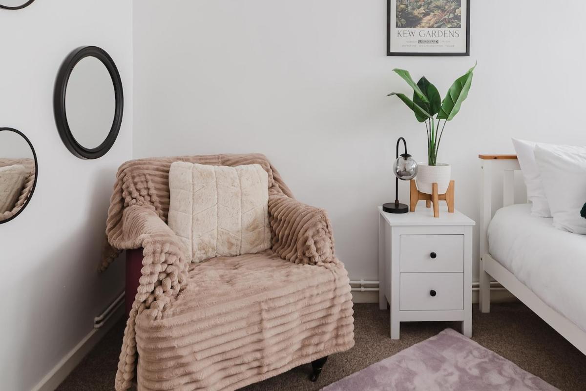 Spacious 3-bed Near Shoreditch With Parking Appartement *