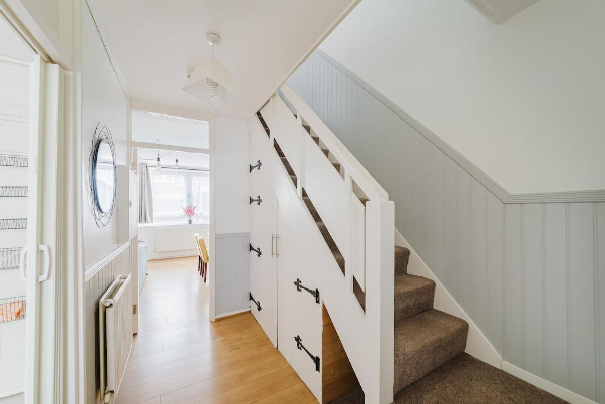 Appartement Spacious 3-bed Near Shoreditch With Parking Londres