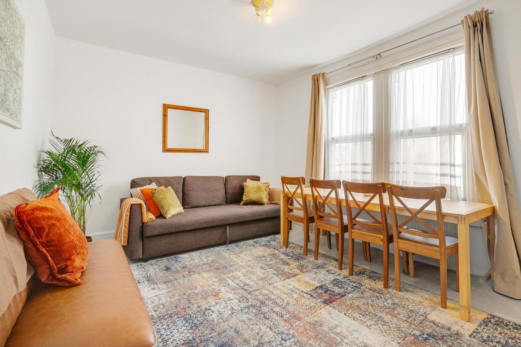Apartamento Spacious House In North London, Very Close To Train Station And Bus Stops, Near Tottenham Stadium & Lots Of Parking