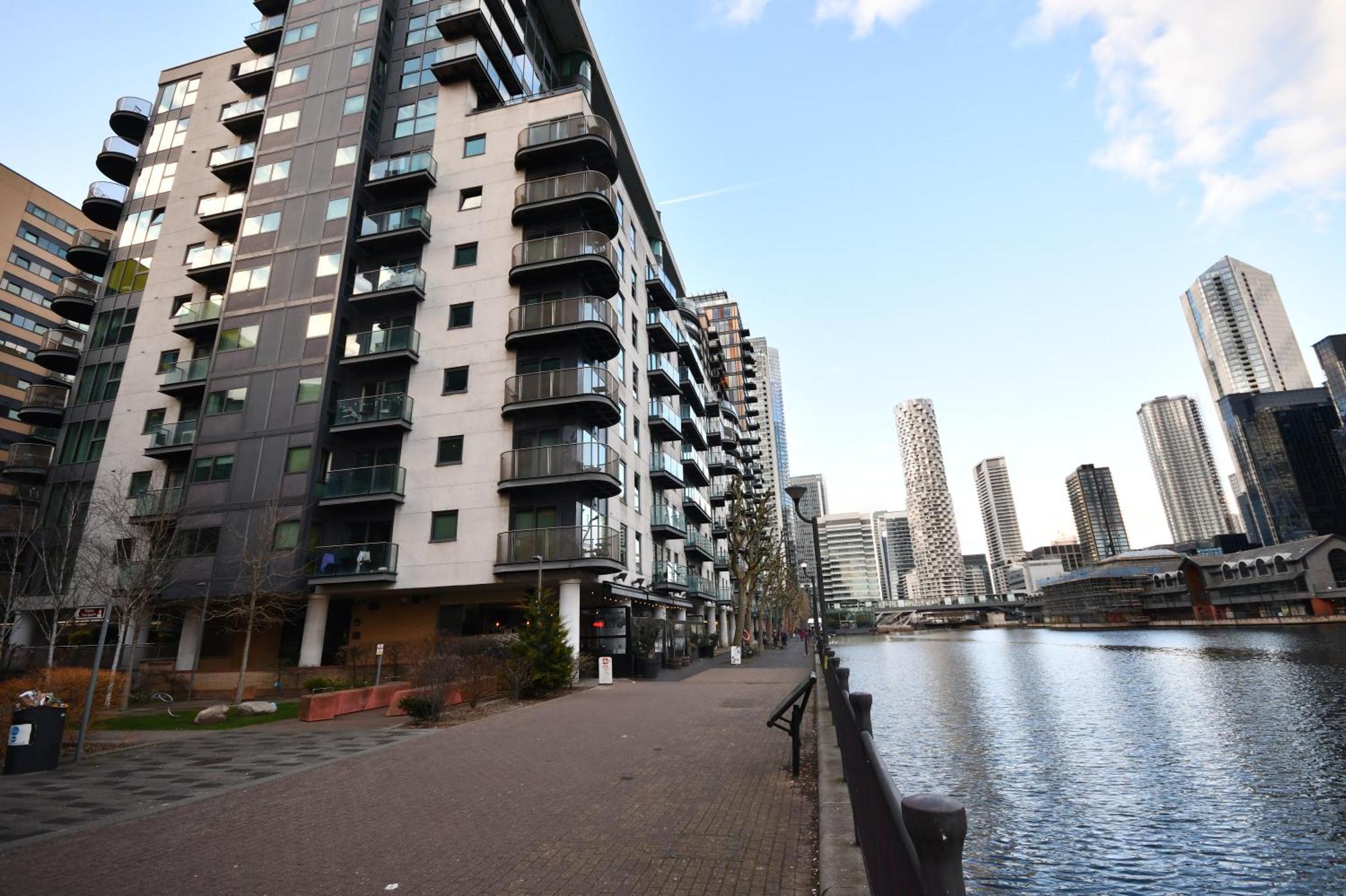 Comfortable 2 Bedroom Flat With Great View Near Canary Wharf Appartement Londres