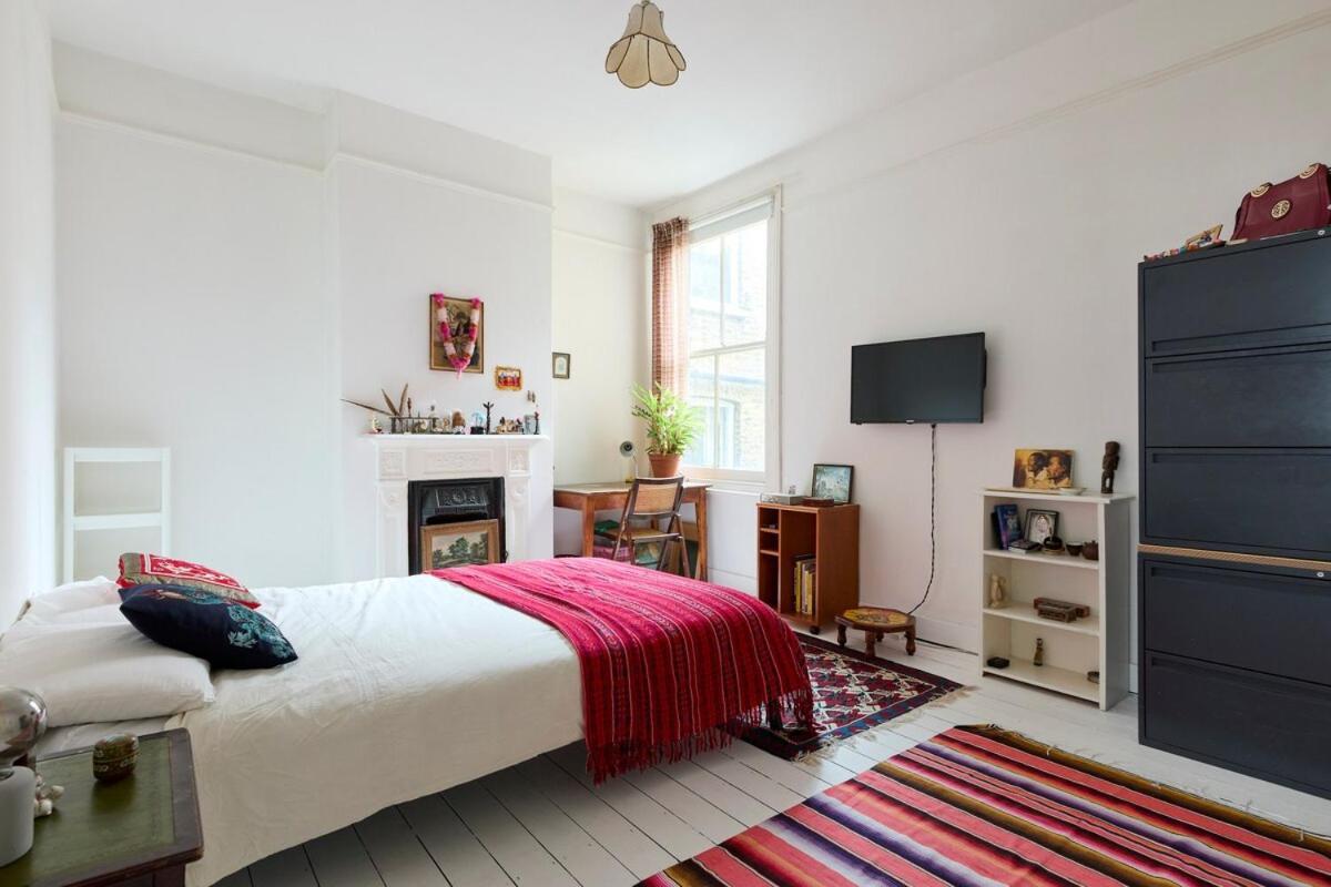 Unique & Charming 2 Bedroom Flat
