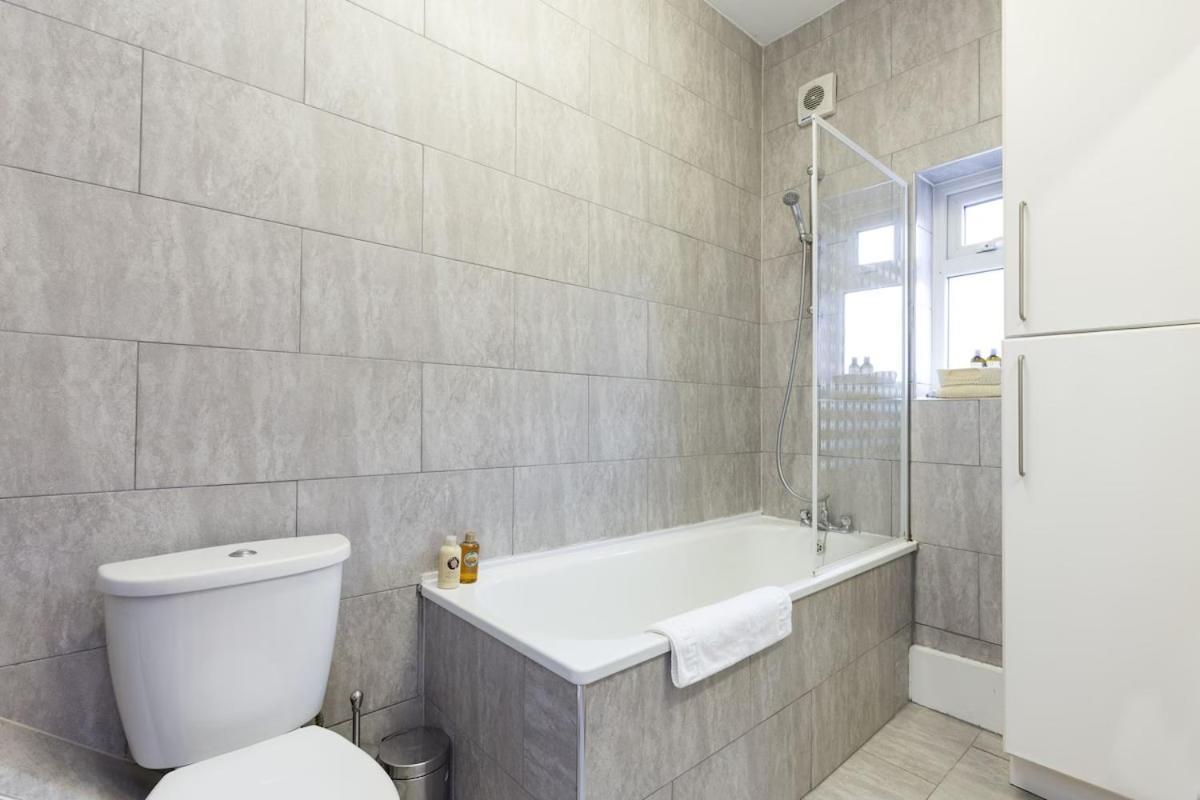 Trendy Spacious 1 Bedroom Flat * Londres