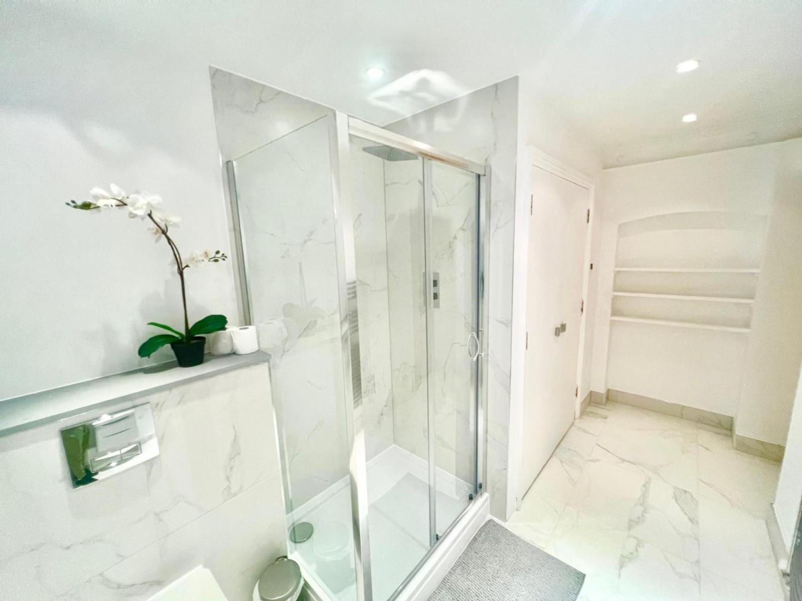 Beautiful 2 Bedrooms, Walking Distance From The Shard Apartamento Londres
