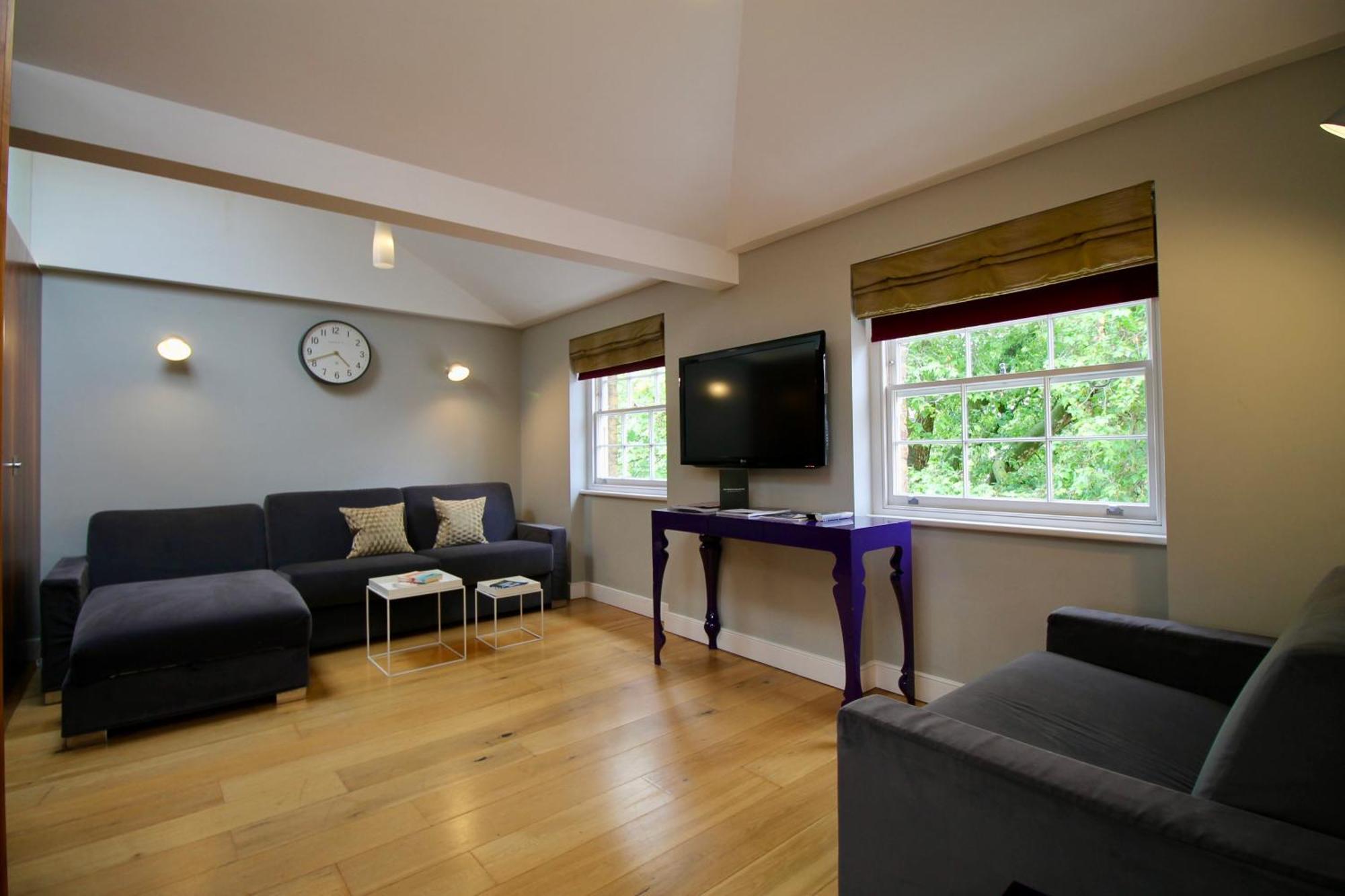 Residences At The Gyle - Apartment London