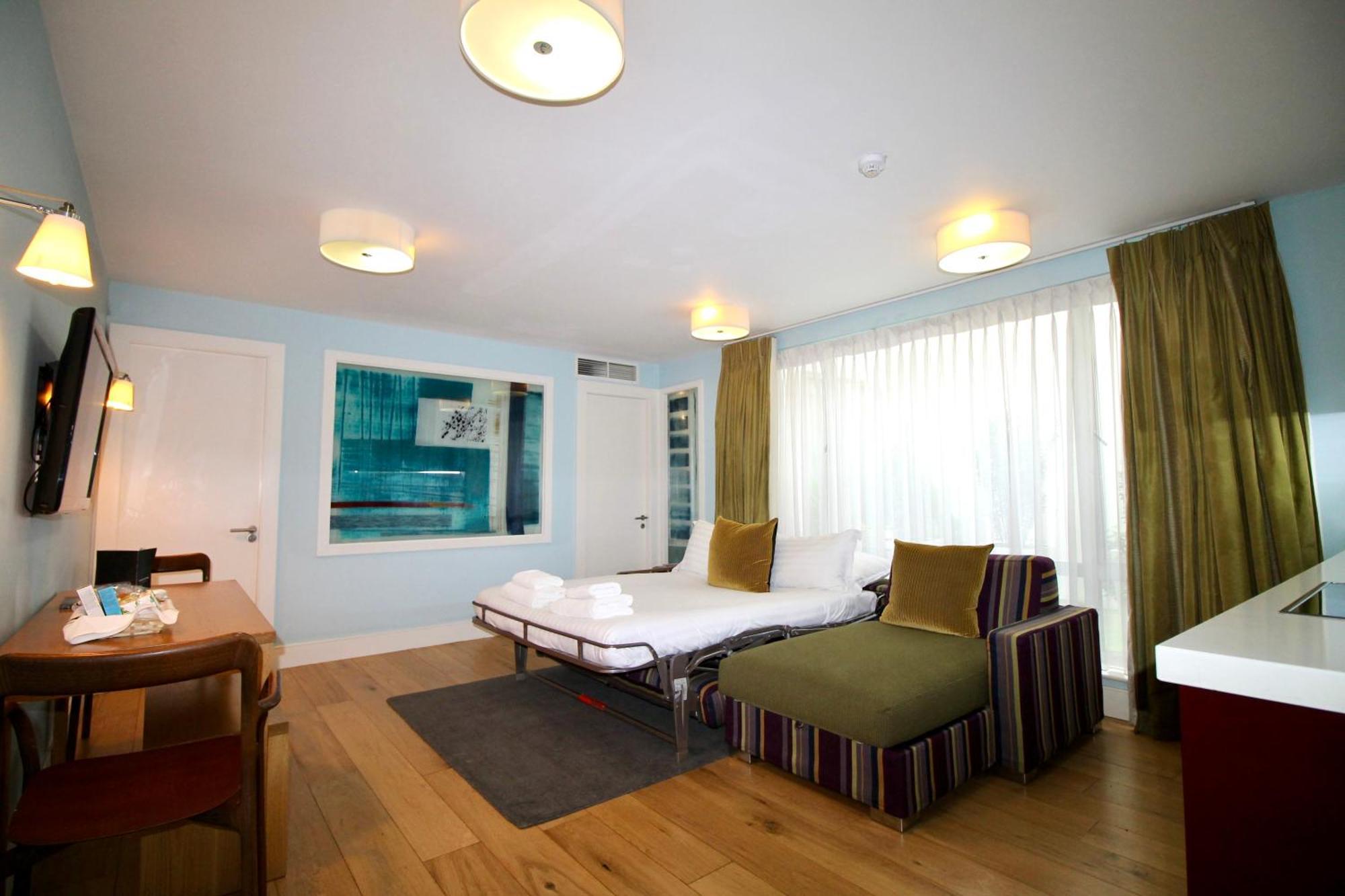Apartment Residences At The Gyle -