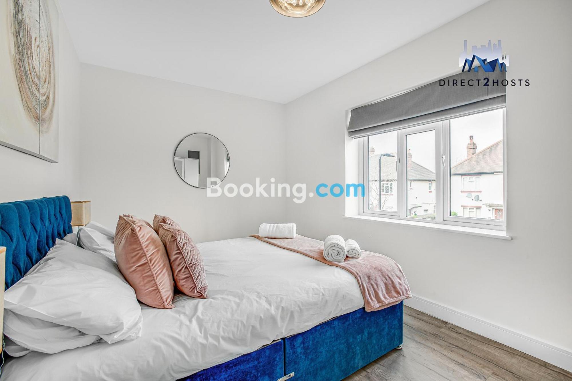 Exclusive Deals ! Last-minute ! Modern And Stylish Two Bedroom By Direct2hosts With Great Location! W3 7lu, United Kingdom ! By Nancy Short Lets & Serviced Accommodation! Appartement Londres