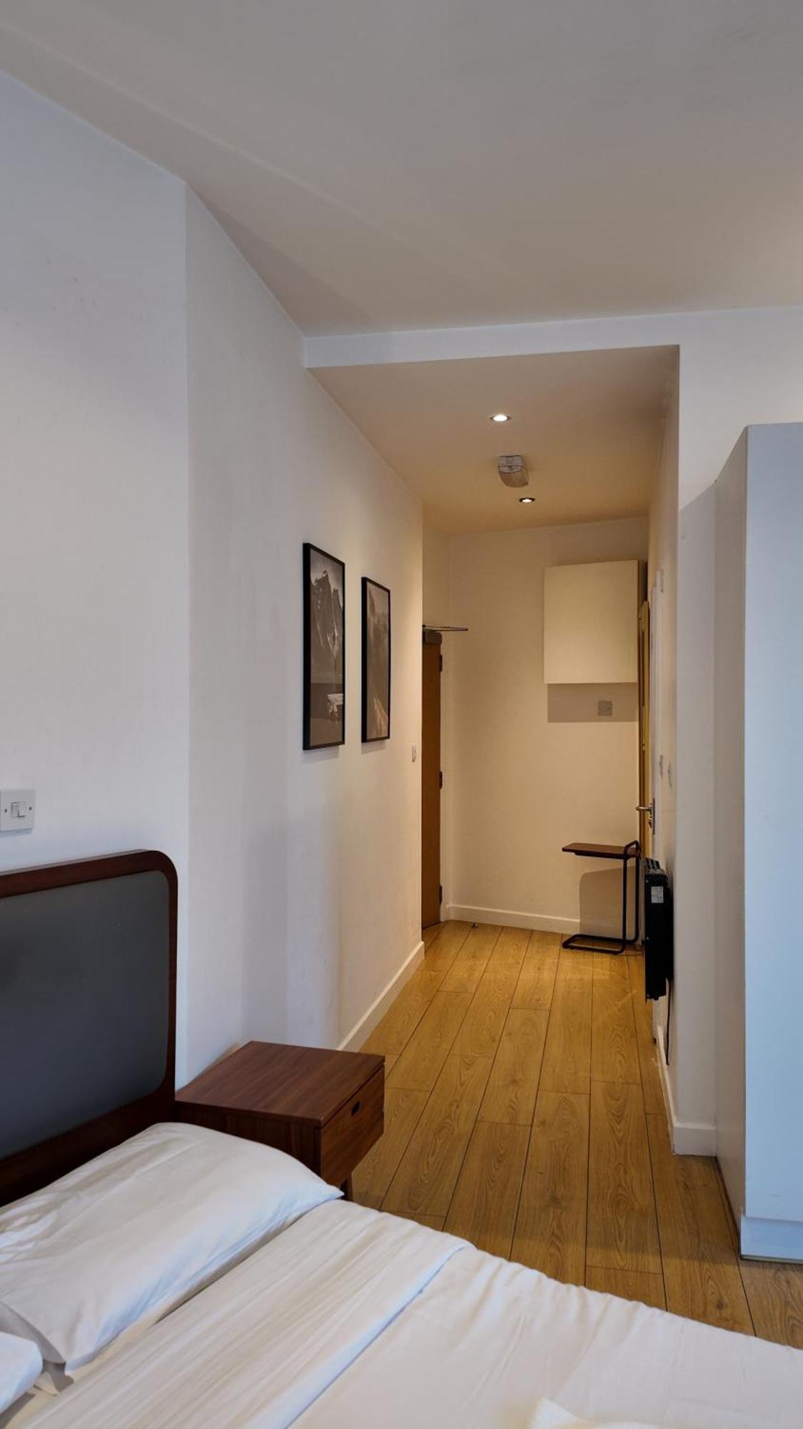 Apartment Stunning Piccadilly 1 Bedroom Flat In Vr9