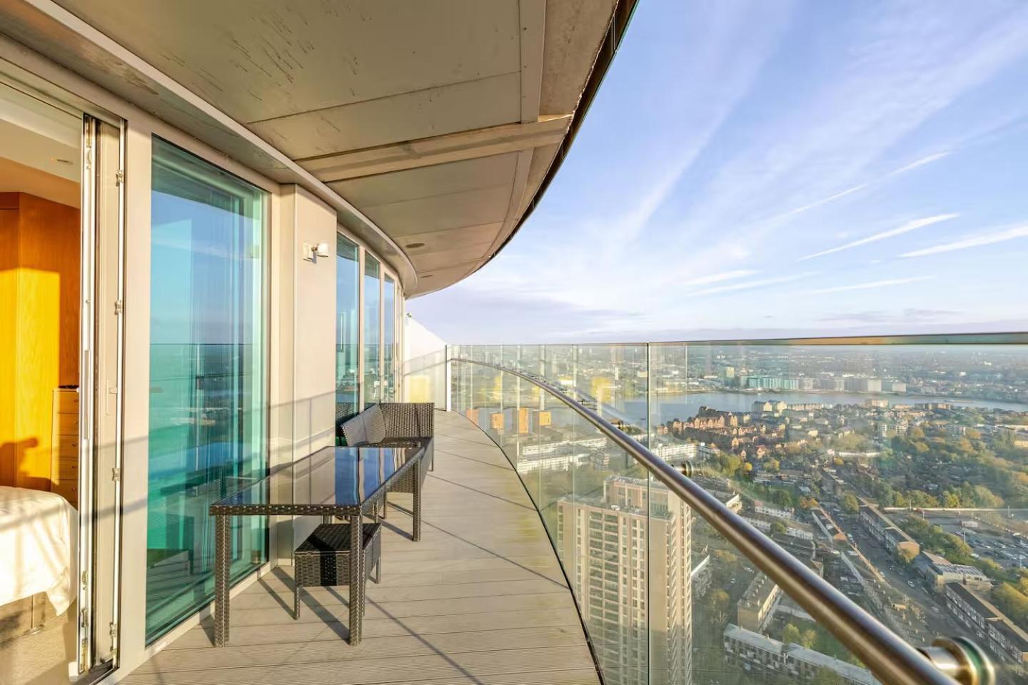 Luxurious Canary Wharf Aptartment - Outstanding View! Londen