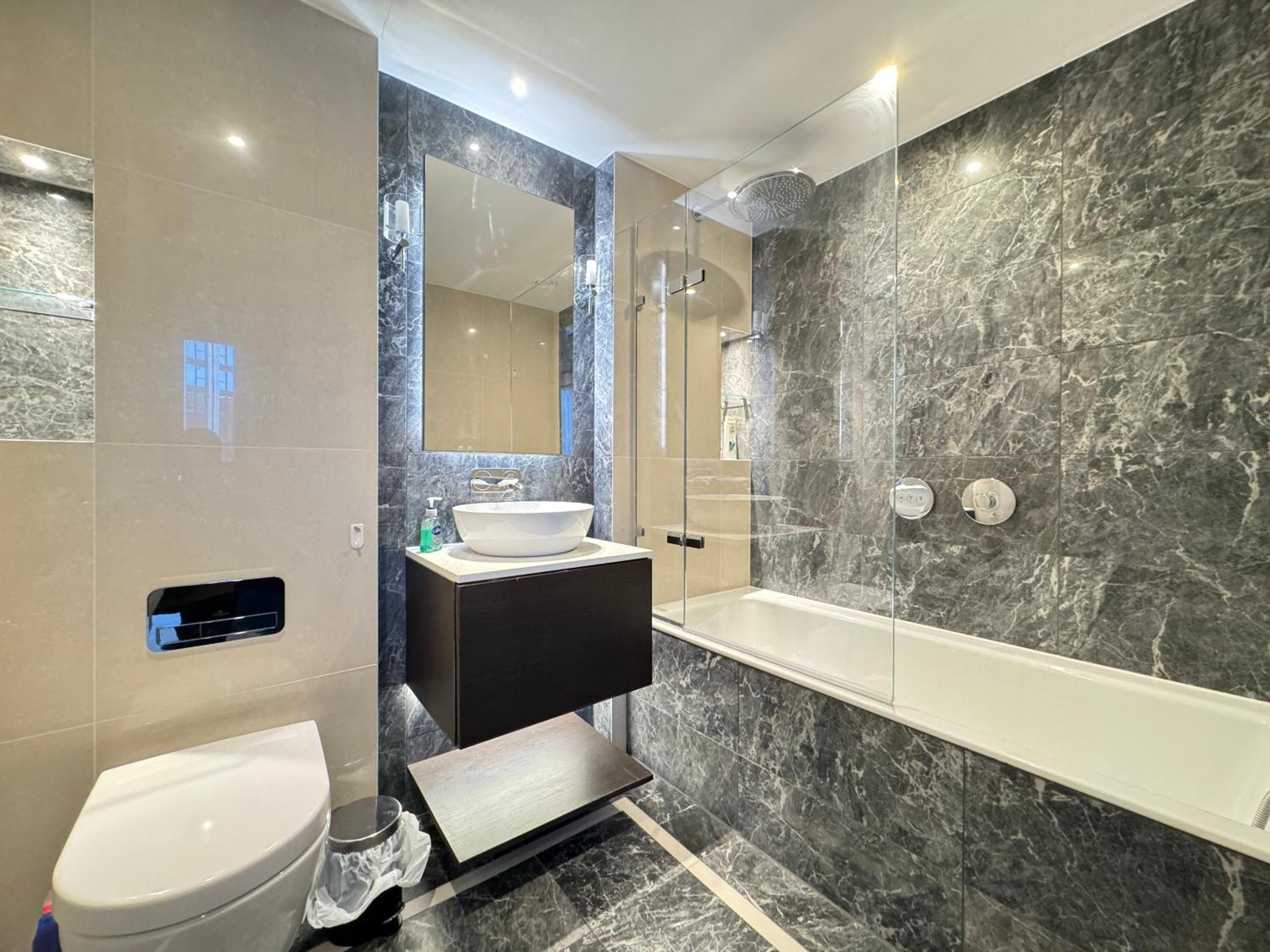 Spacious 2-bedroom Near Paddington & Hyde Park Appartement