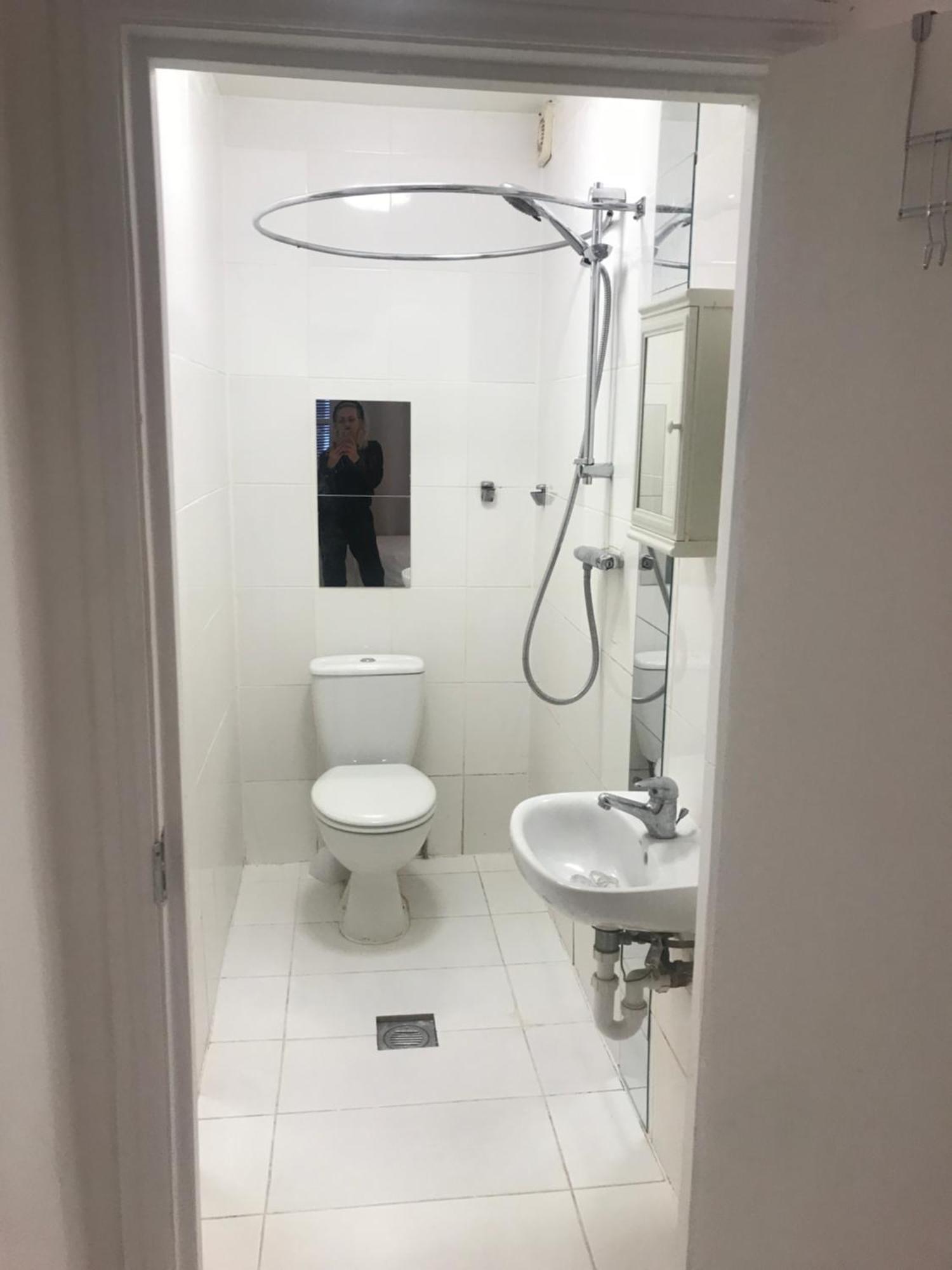En-Suite Own Entrance Minutes From Primrose Hill,Camden Market, Canal And Roundhouse Appartement *