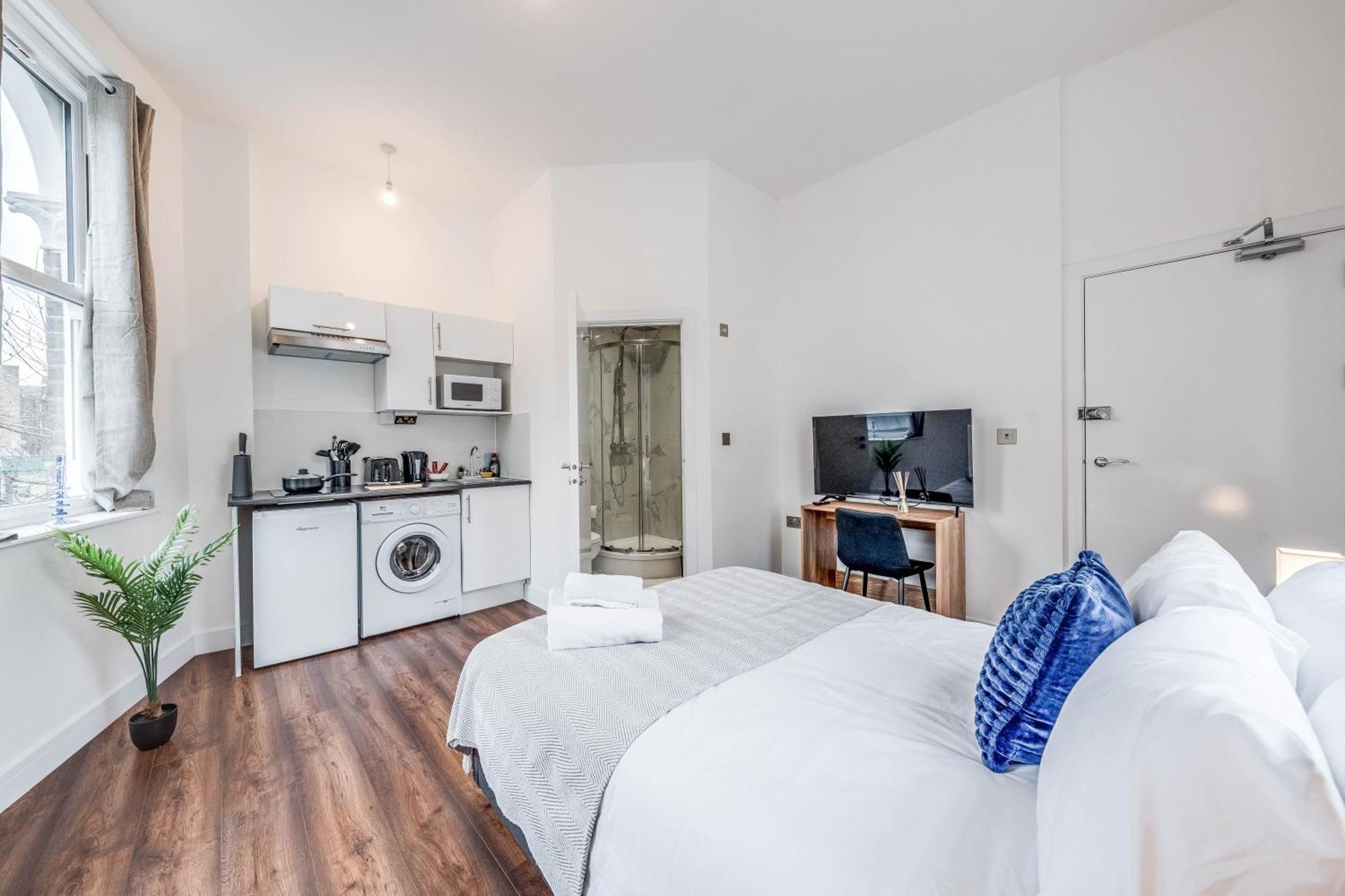 Camberwell High Spec 6-studio Unit Block Appartement *
