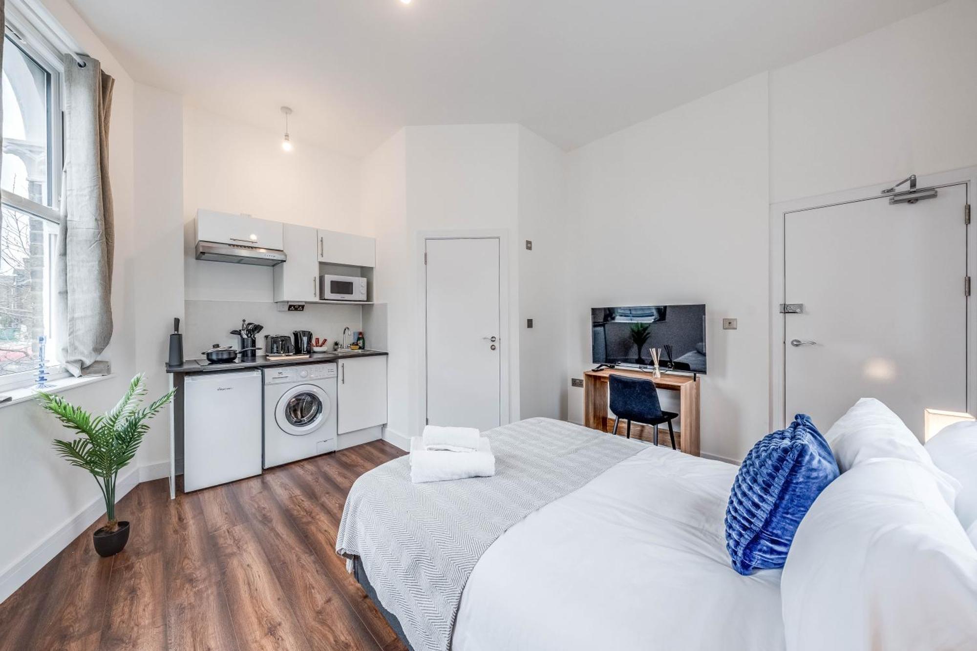 Camberwell High Spec 6-studio Unit Block Appartement *