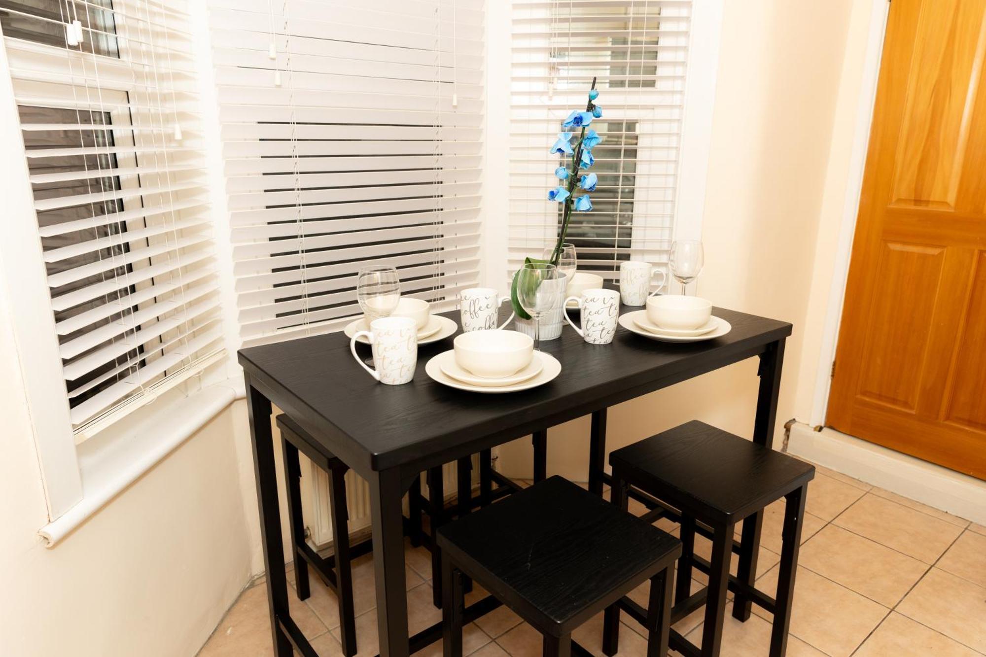 Cosy Turkey Oak Flat In Hackney Appartement