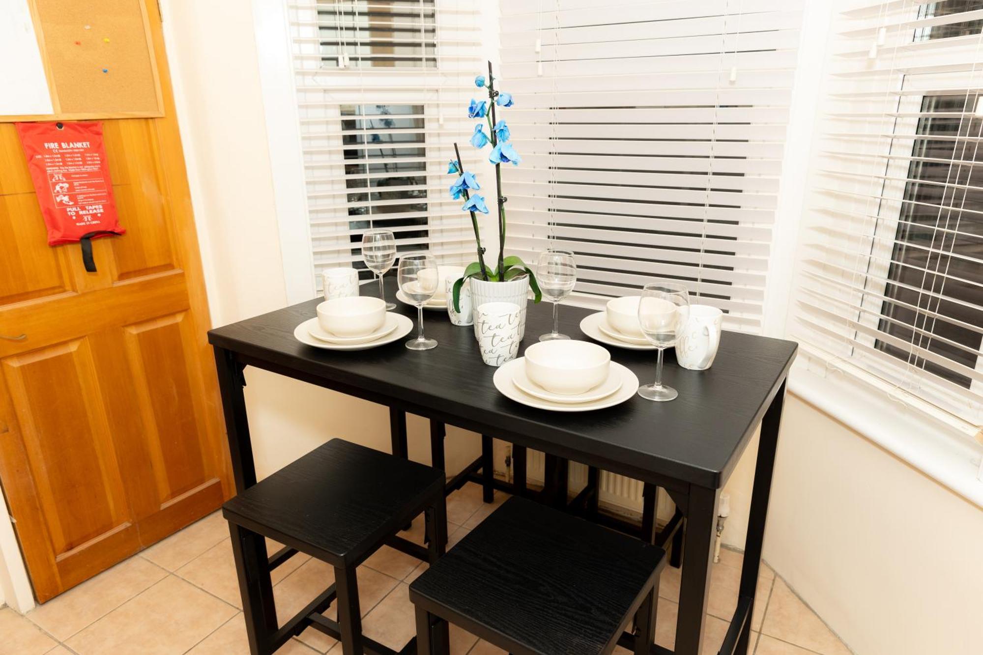 Cosy Turkey Oak Flat In Hackney Londres
