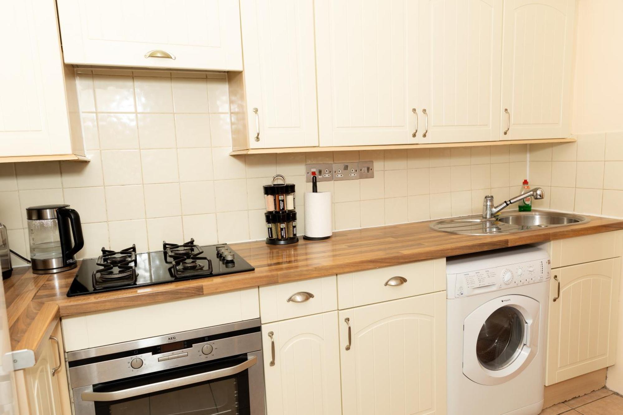 Cosy Turkey Oak Flat In Hackney Appartement