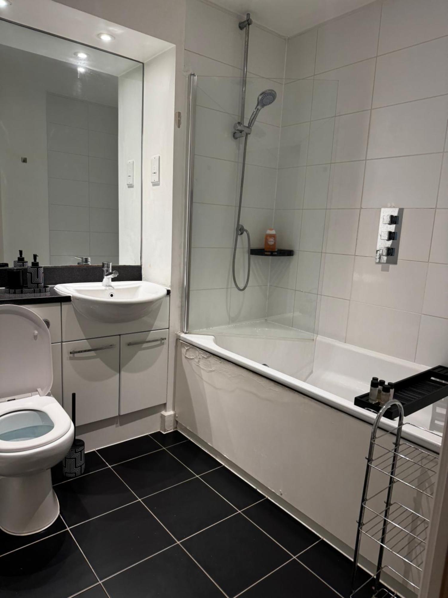 Entire Flat Excel, Ifs Clouds, O2 Arena, Airport Apartamento *